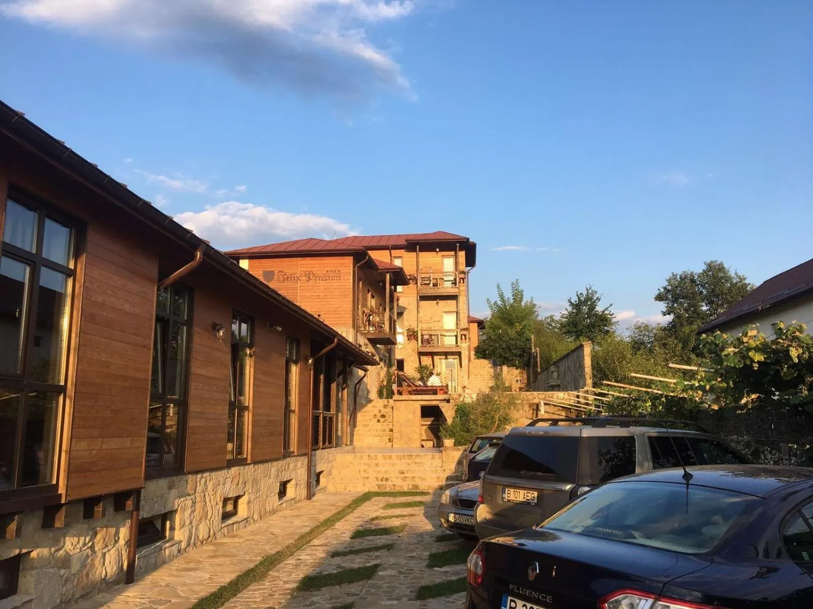 Property building in Felix Pension