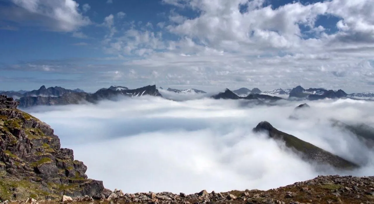 Lobby or reception in Senja Hotell