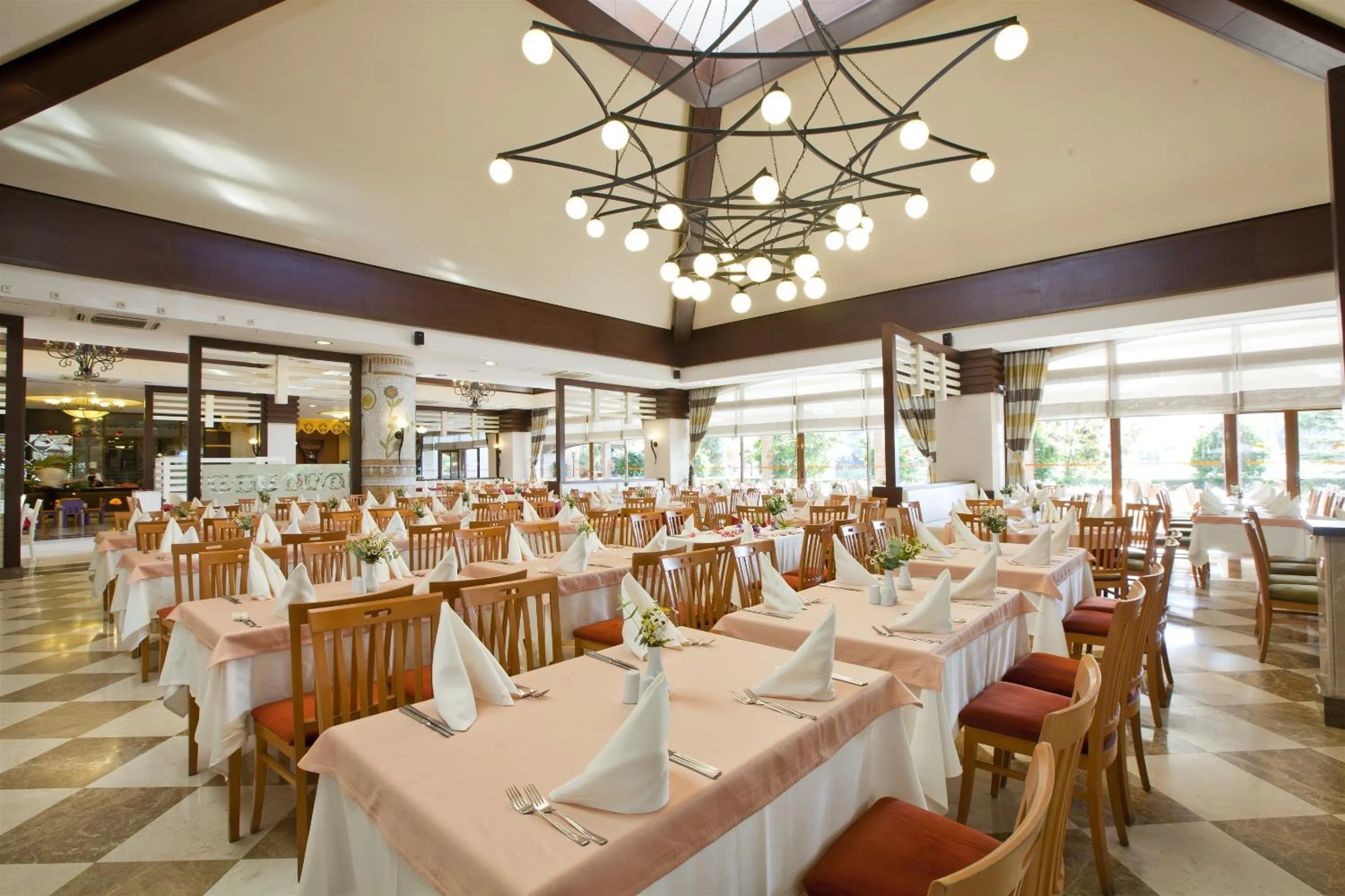 Restaurant/places to eat in Adalya Art Side - Ultra All Inclusive