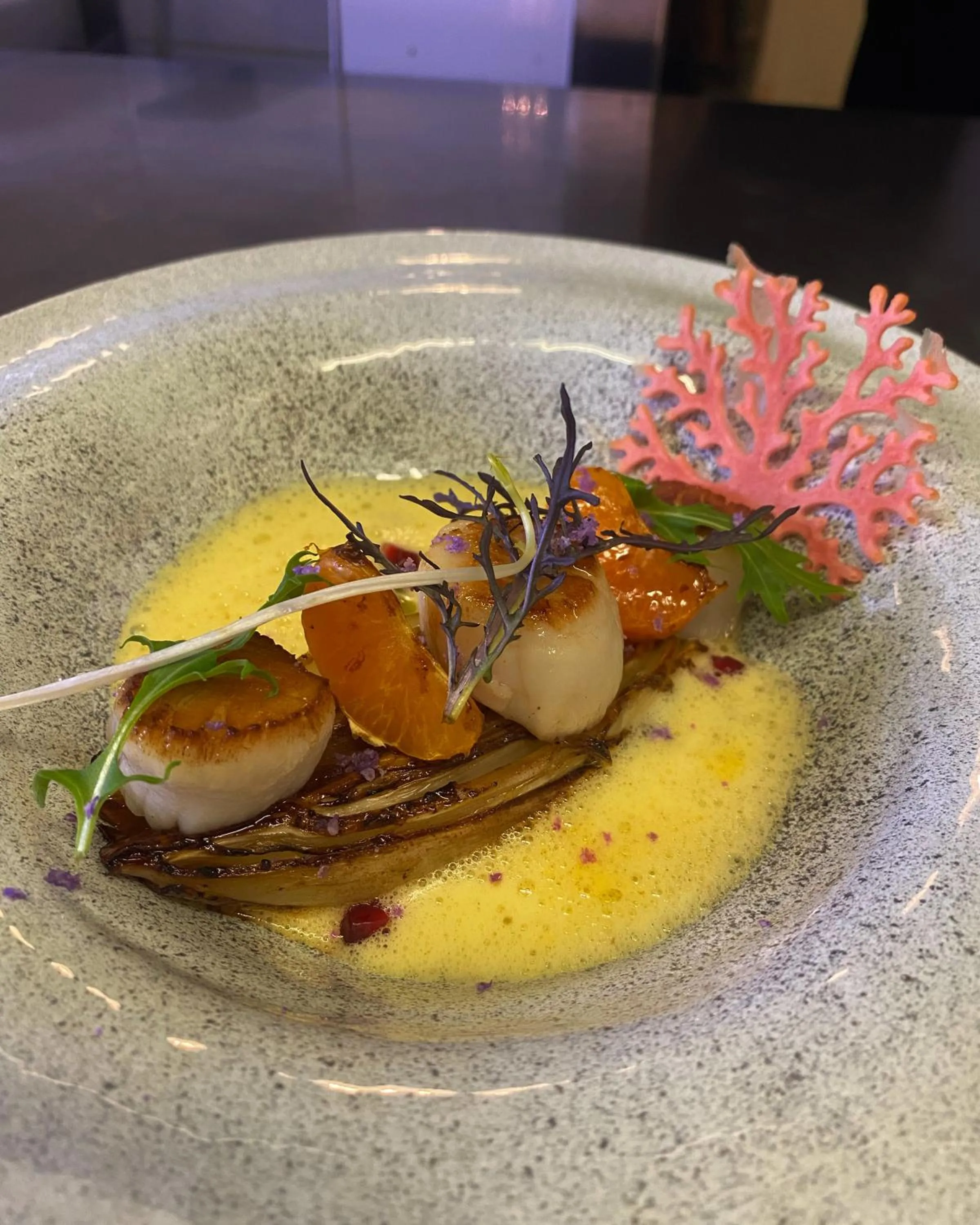 Food in Hôtel-Restaurant-Chambre Insolite Spa - Le XII de Luynes