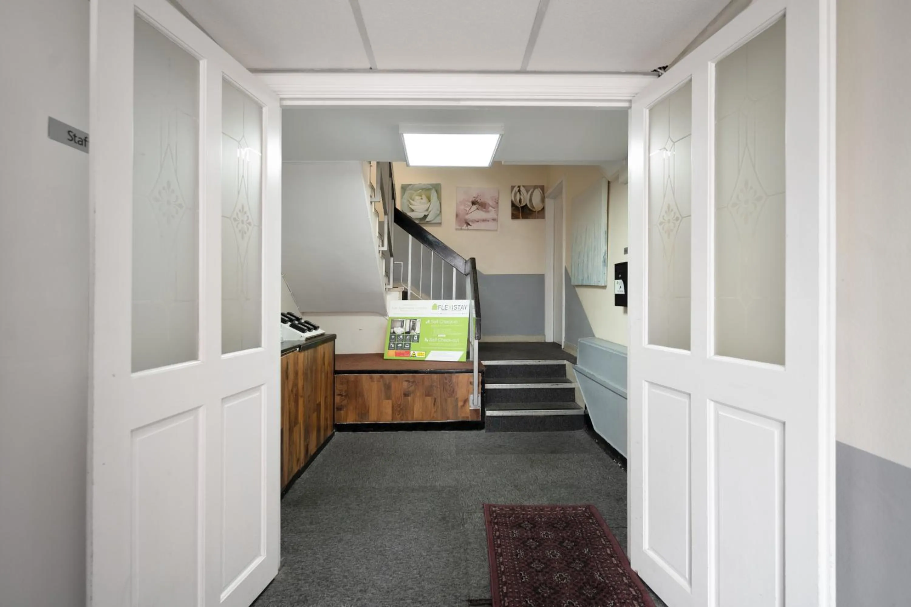 Lobby or reception in Flexistay Tulsi Aparthotel