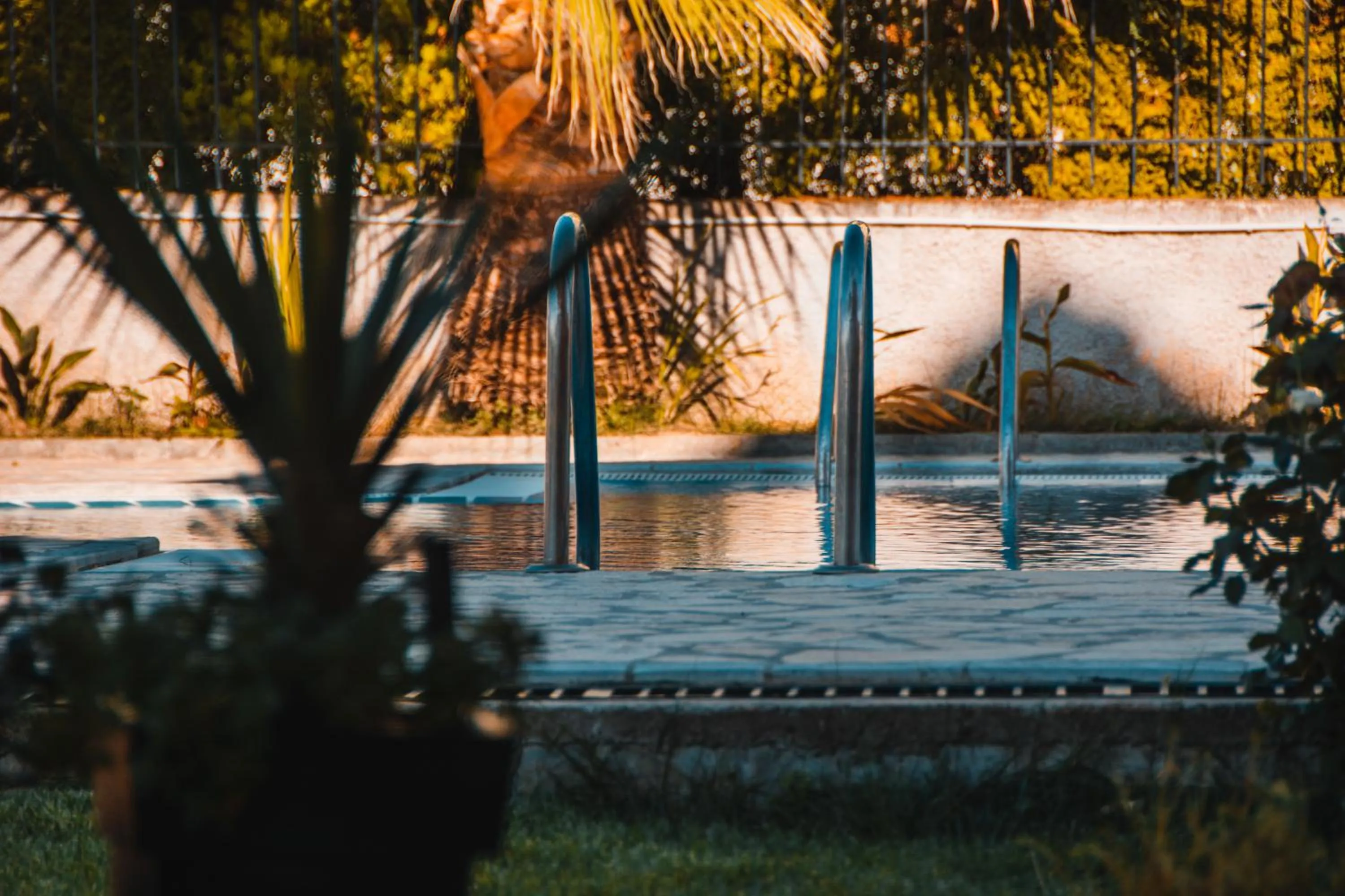 Swimming pool in Rambuje Resort