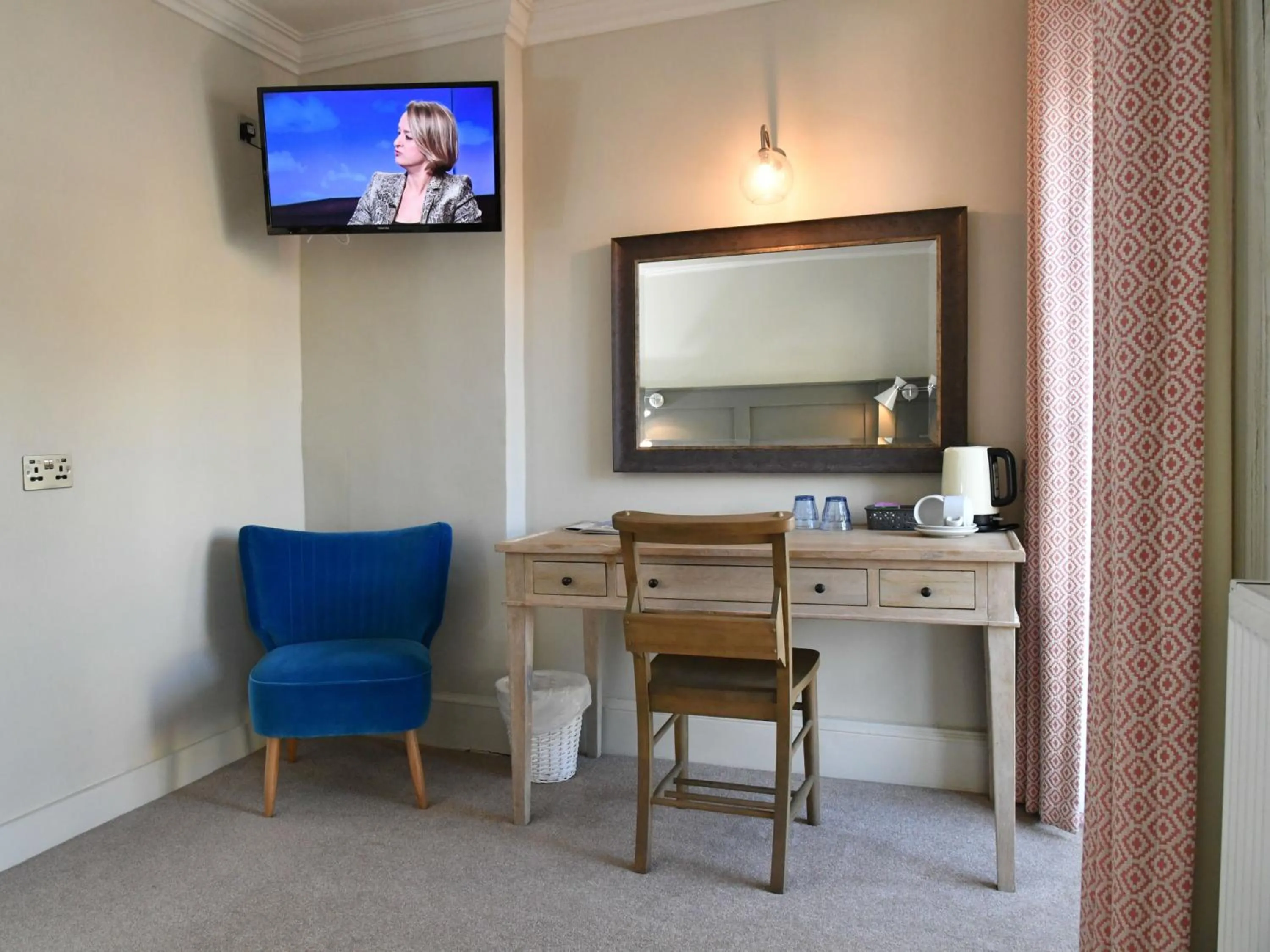 Bedroom in Lansdowne Strand