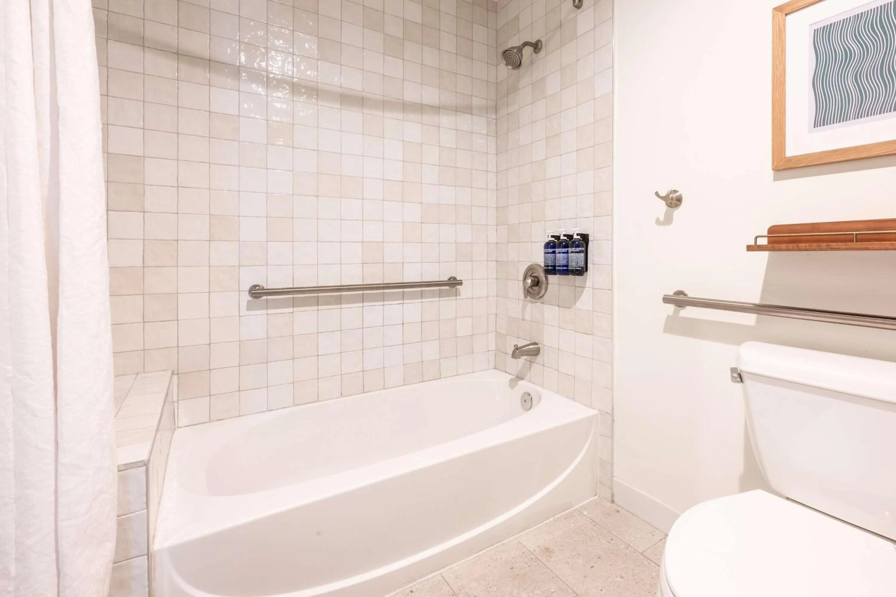 Bathroom in Bayside Villas by Islander Resort