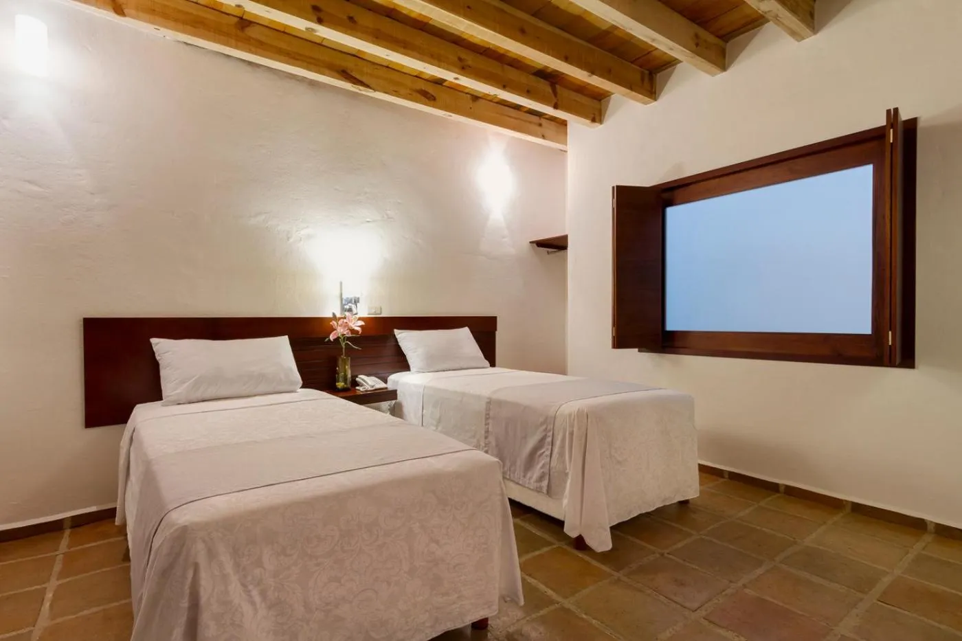 Photo of the whole room, Bed in Hotel Casa Real Del Café