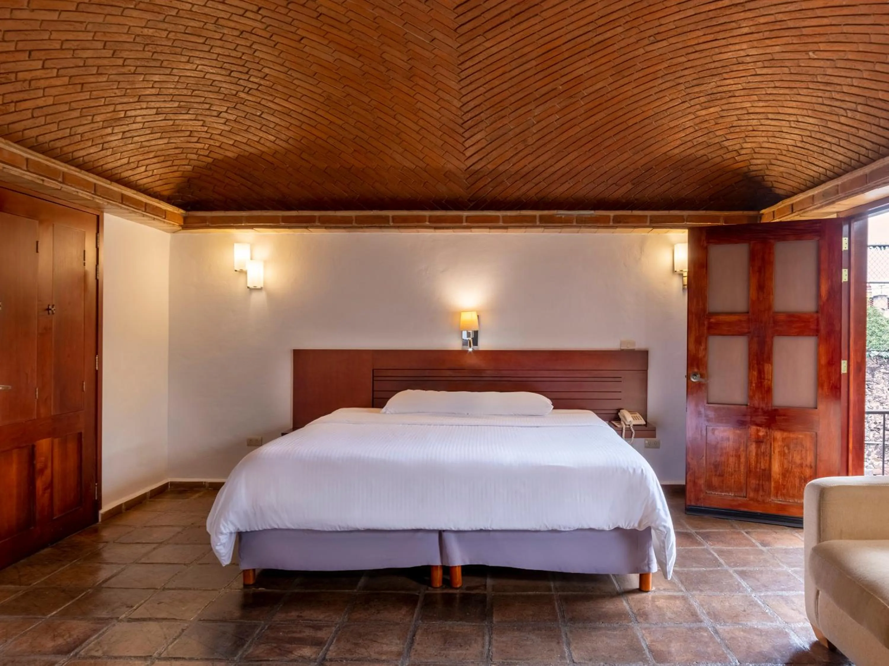 Photo of the whole room, Bed in Hotel Casa Real Del Café