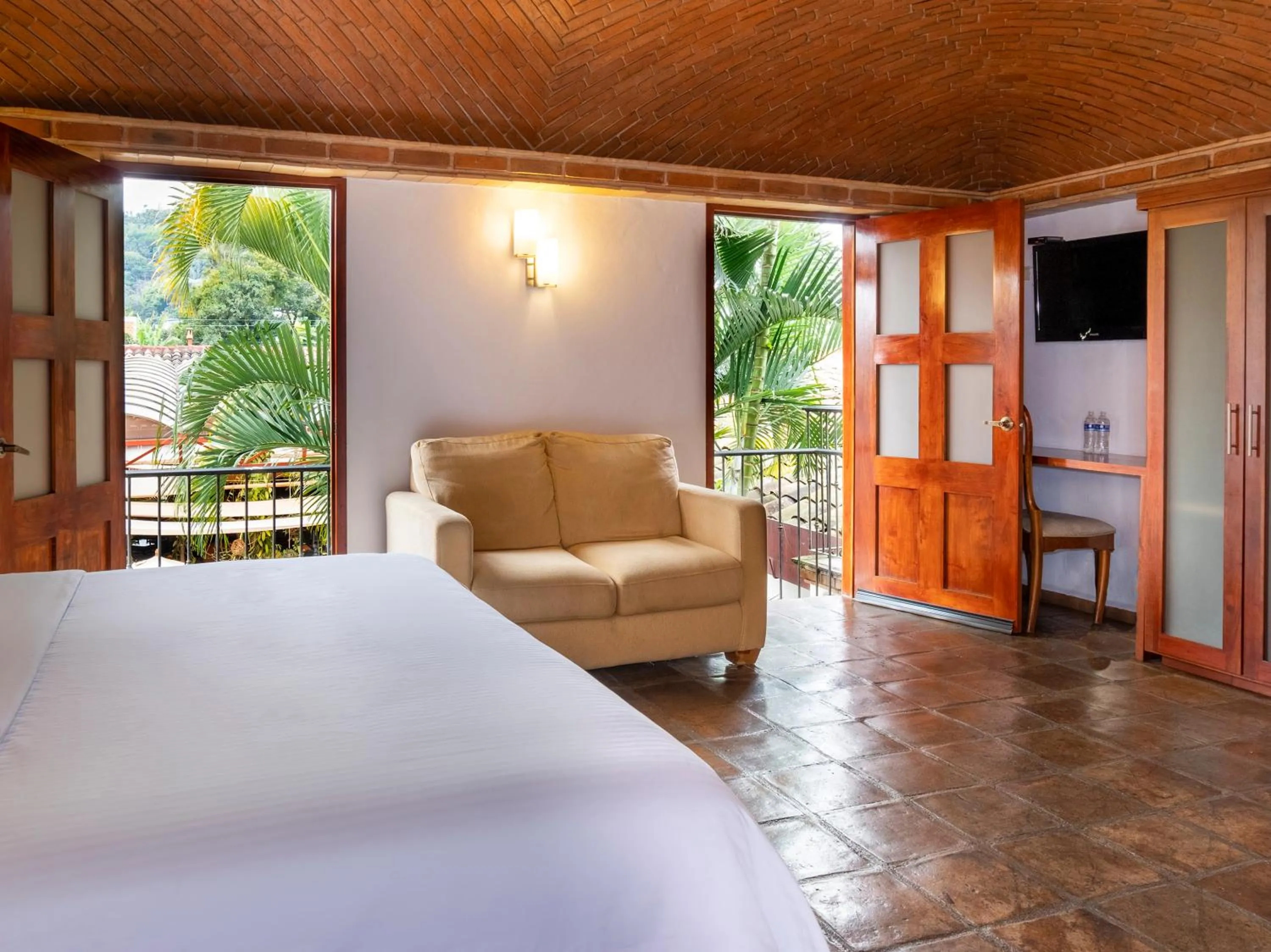 Photo of the whole room, Bed in Hotel Casa Real Del Café