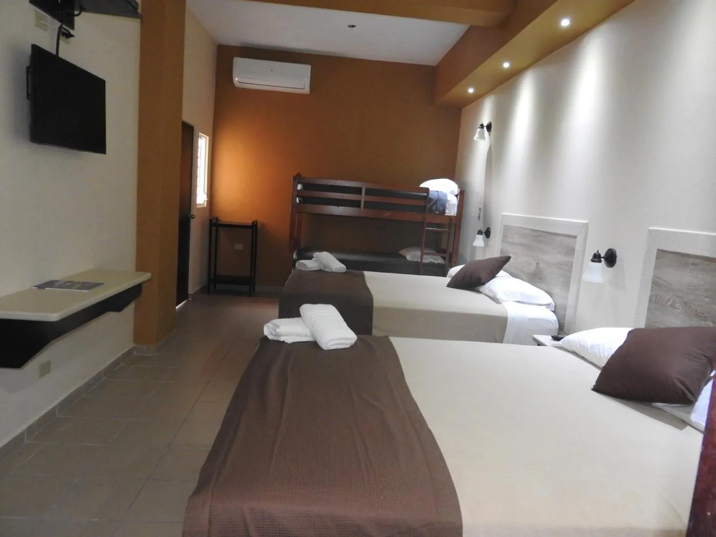 Bed in Dreams Miramar