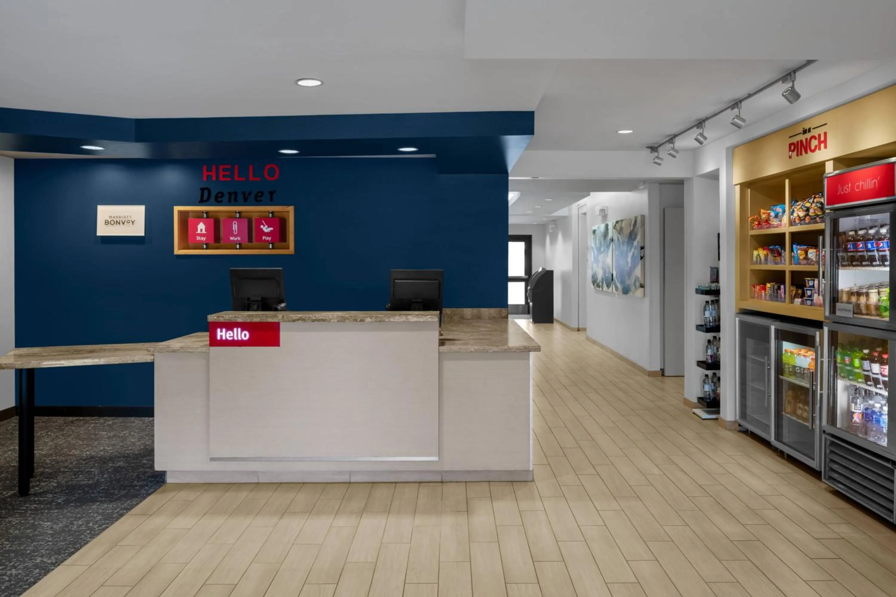 Lobby or reception in TownPlaces Suite Denver Airport at Gateway Park