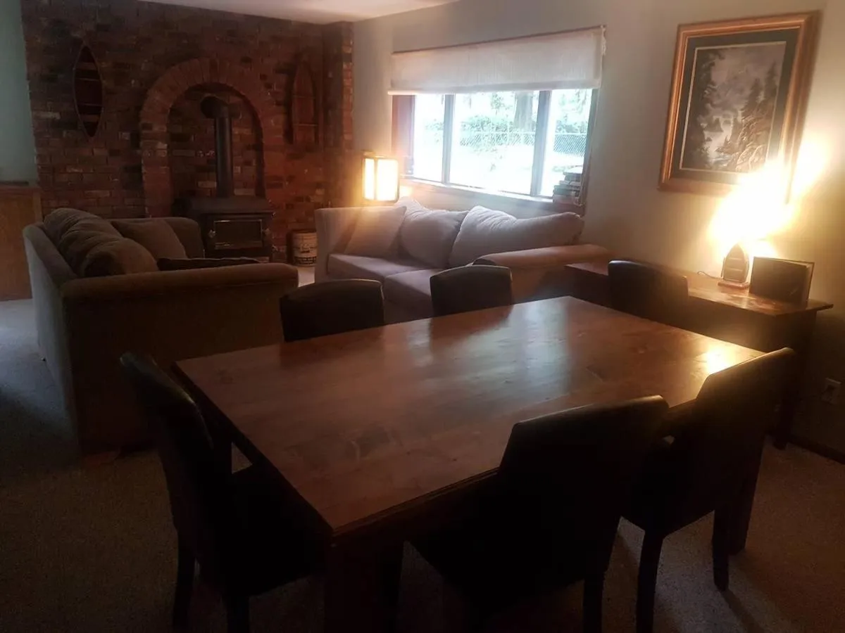 Living room in Riverbend Guest House