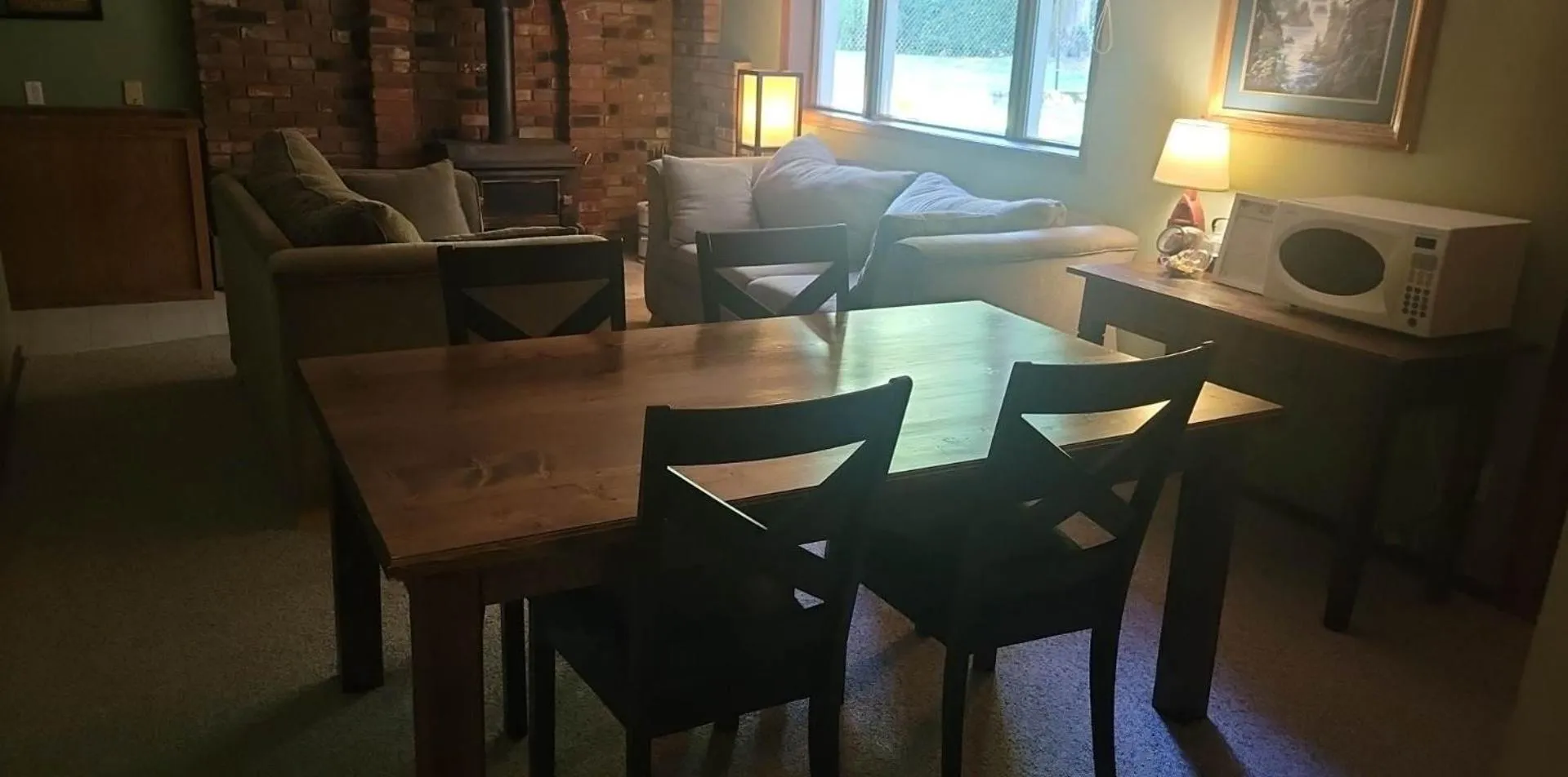 Living room in Riverbend Guest House