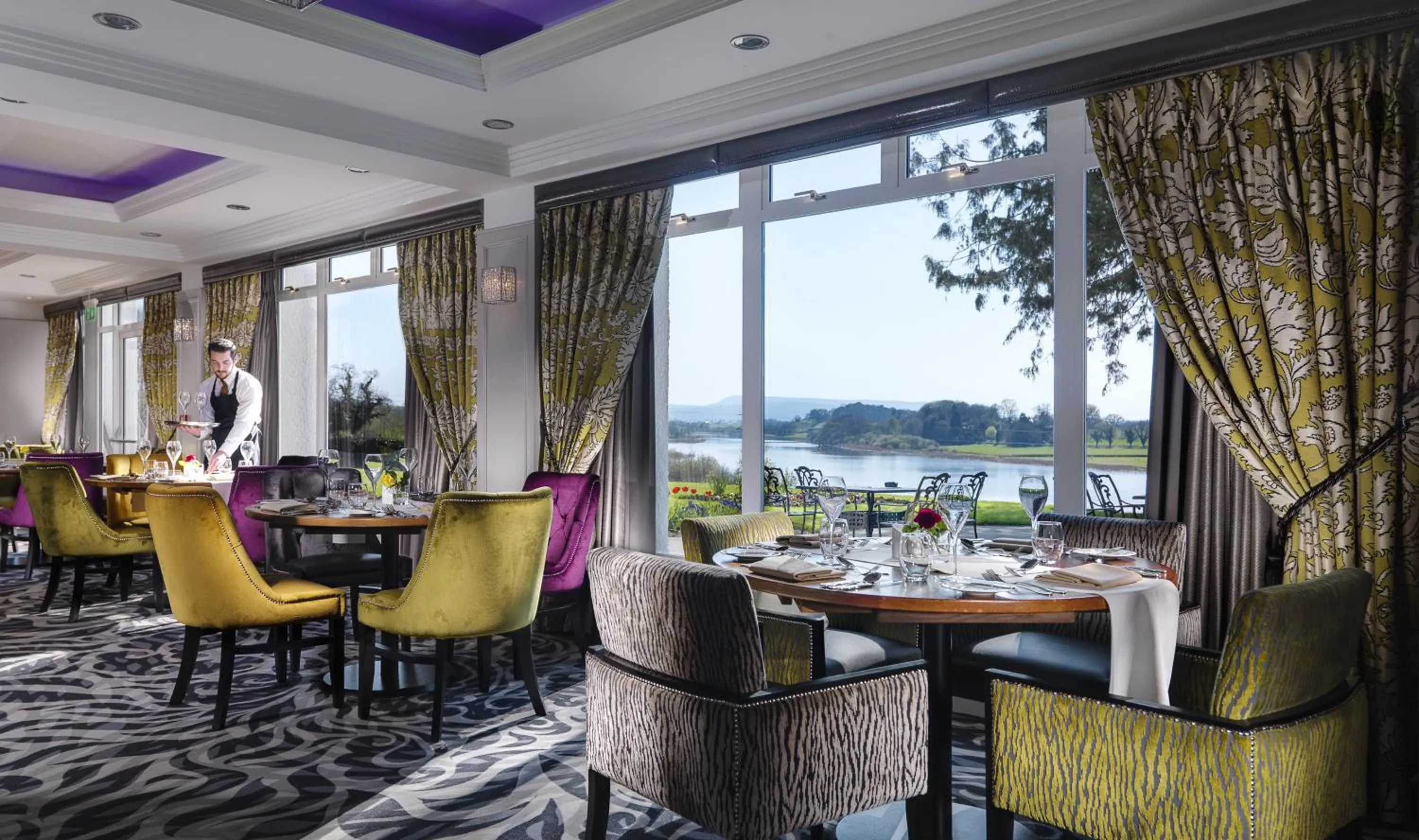 Restaurant/places to eat in Killyhevlin Lakeside Hotel & Lodges