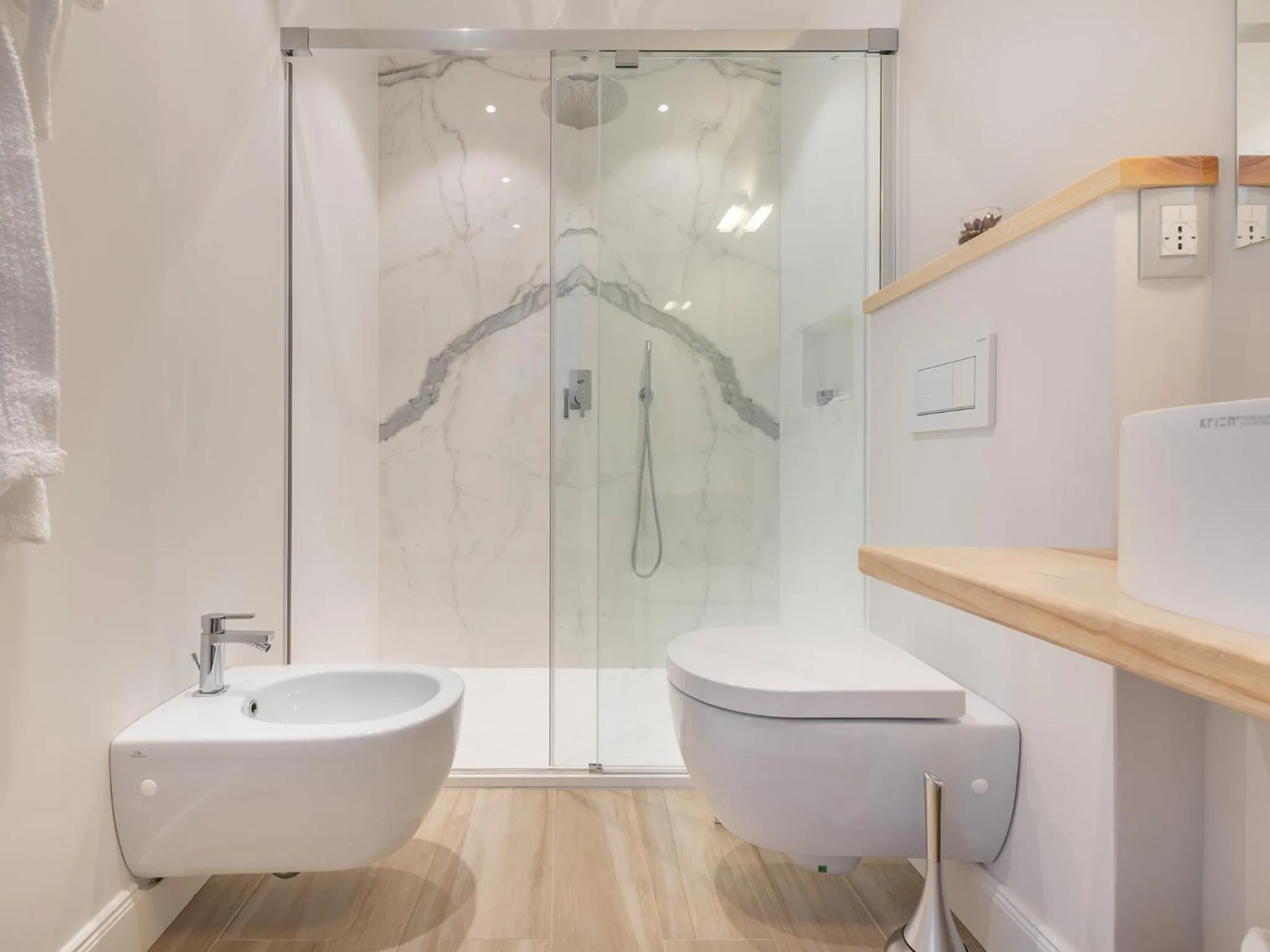 Bathroom in AQUAMADRE Suites