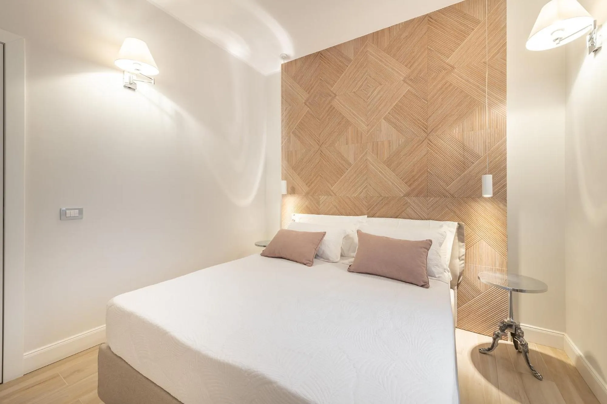 Bedroom, Bed in AQUAMADRE Suites