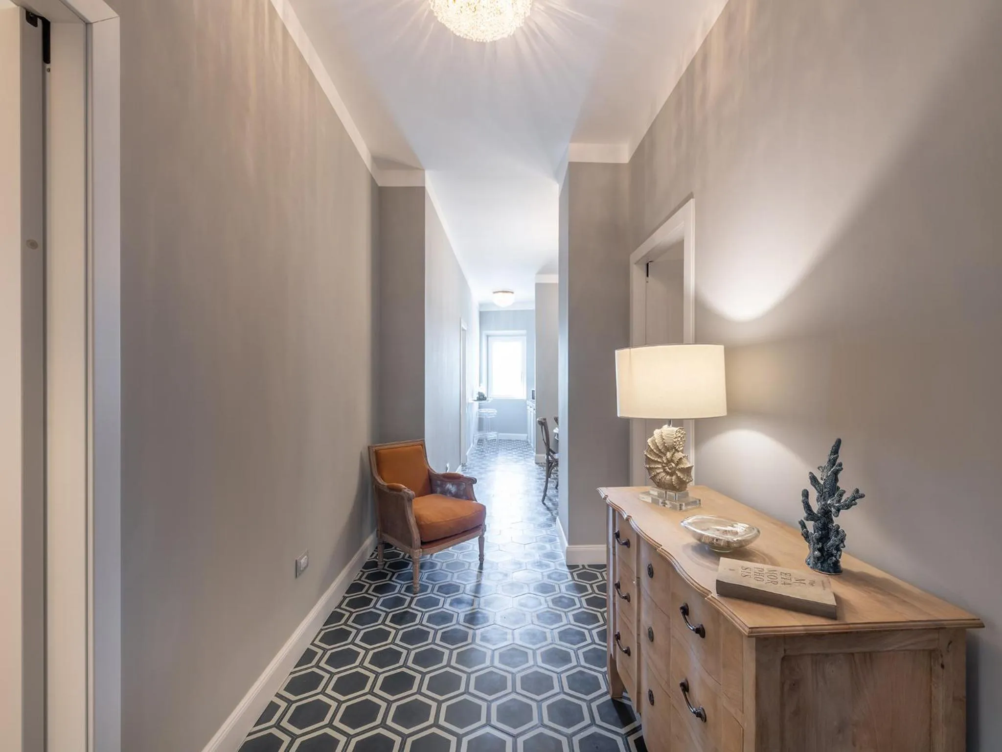 Restaurant/places to eat in AQUAMADRE Suites