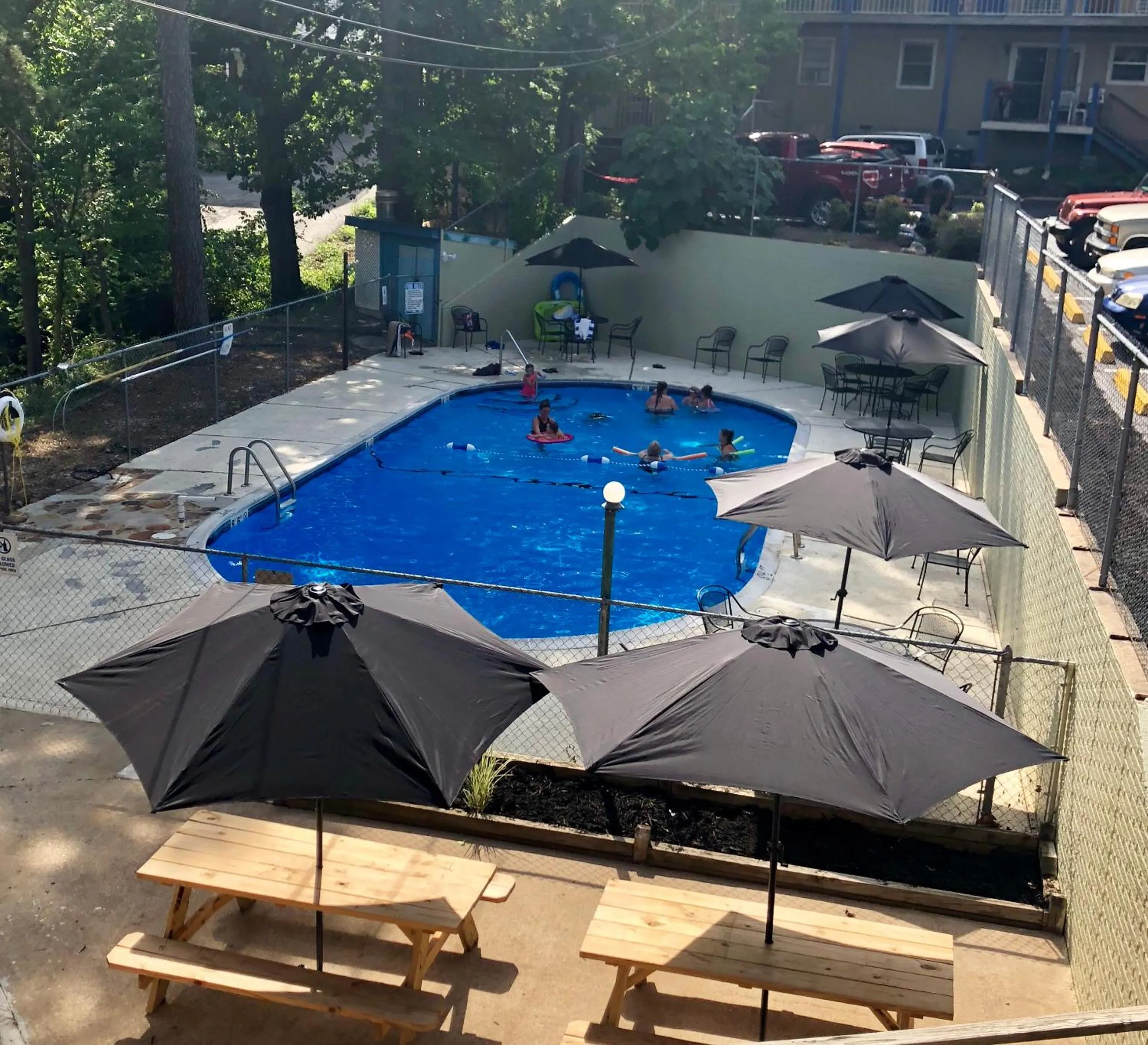 Patio in Traveler's Inn