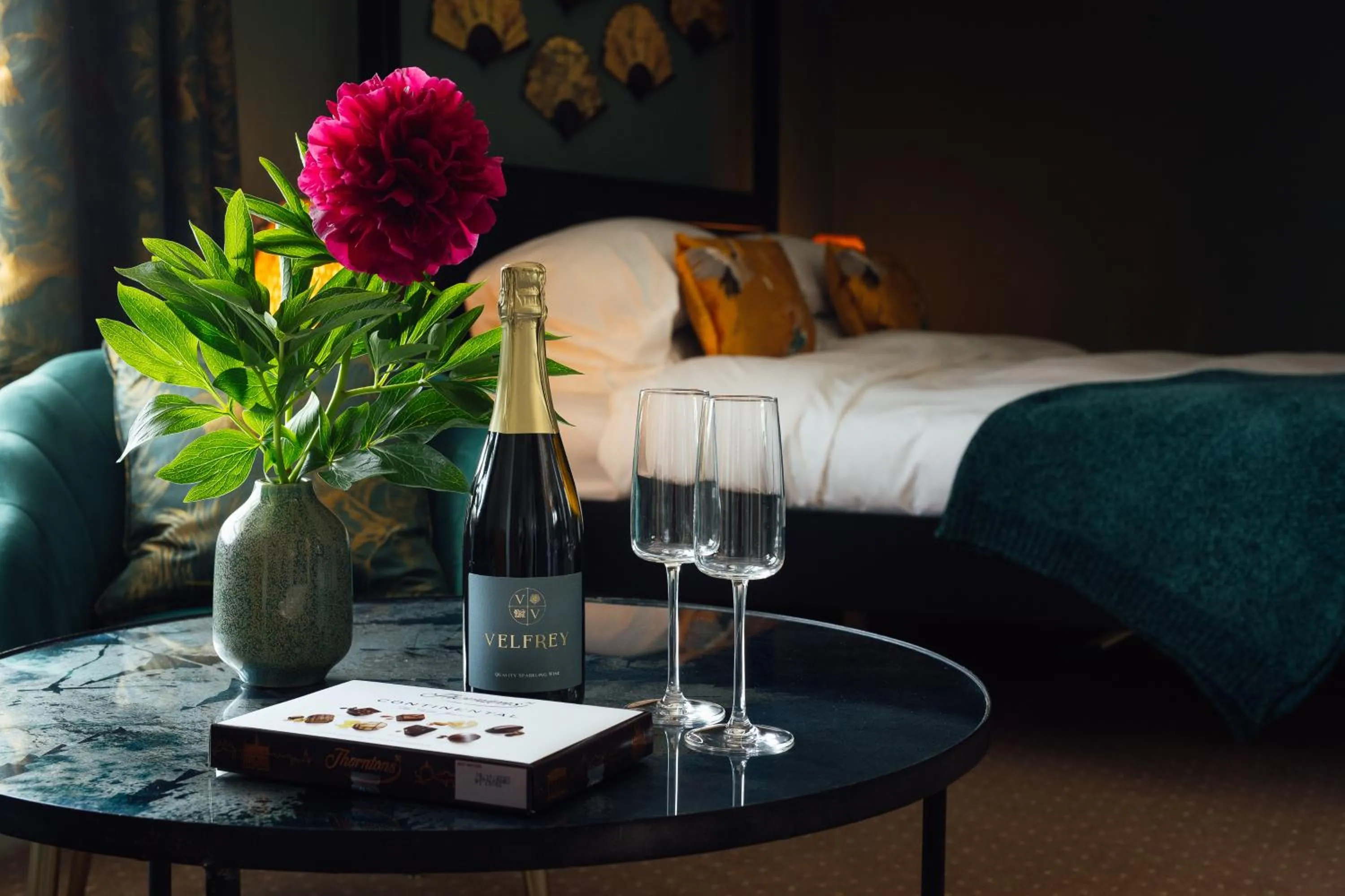 Bedroom, Bed in The Imperial Dragon Hotel