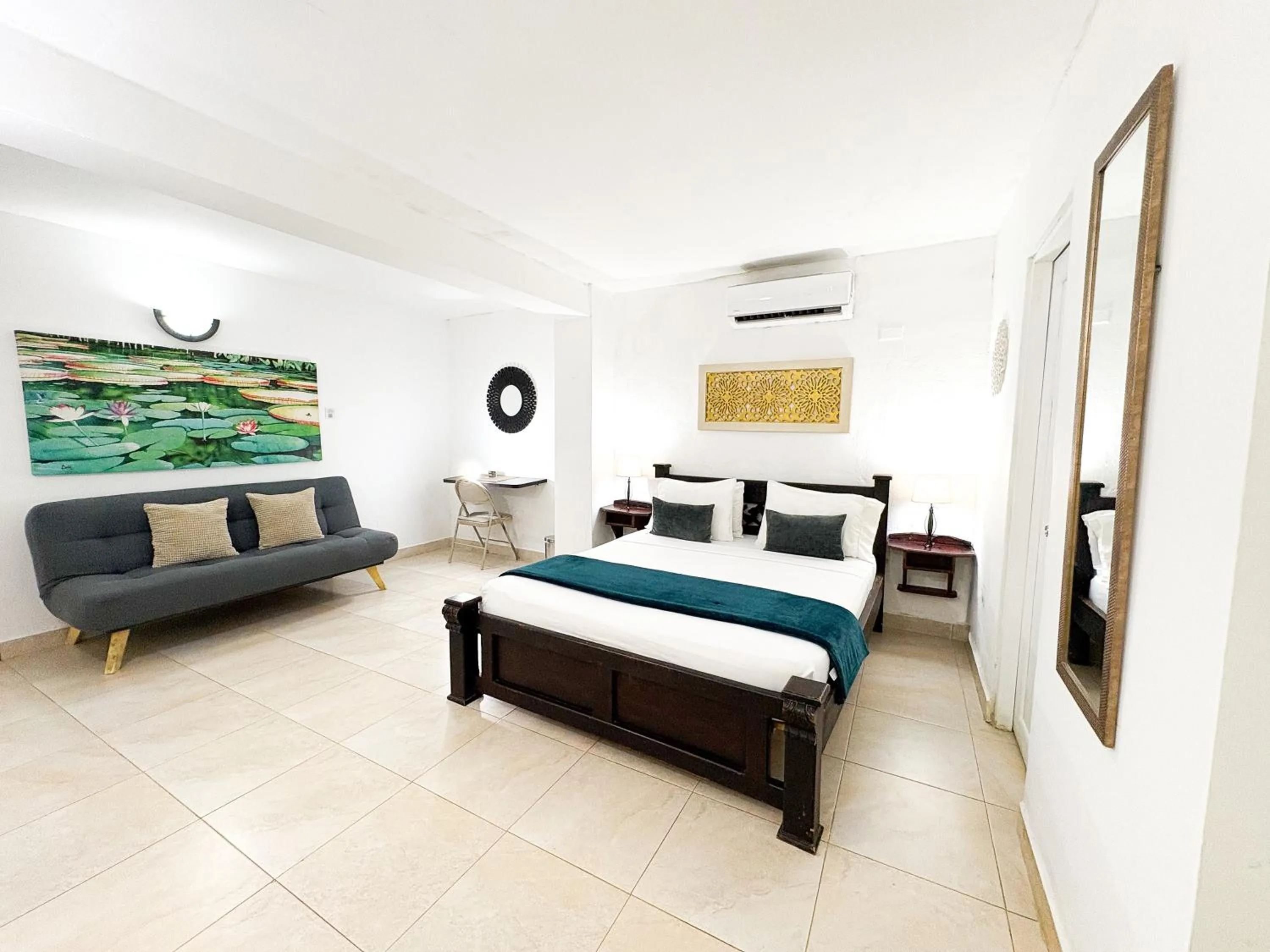 Bed in Hotel AT THE PARK