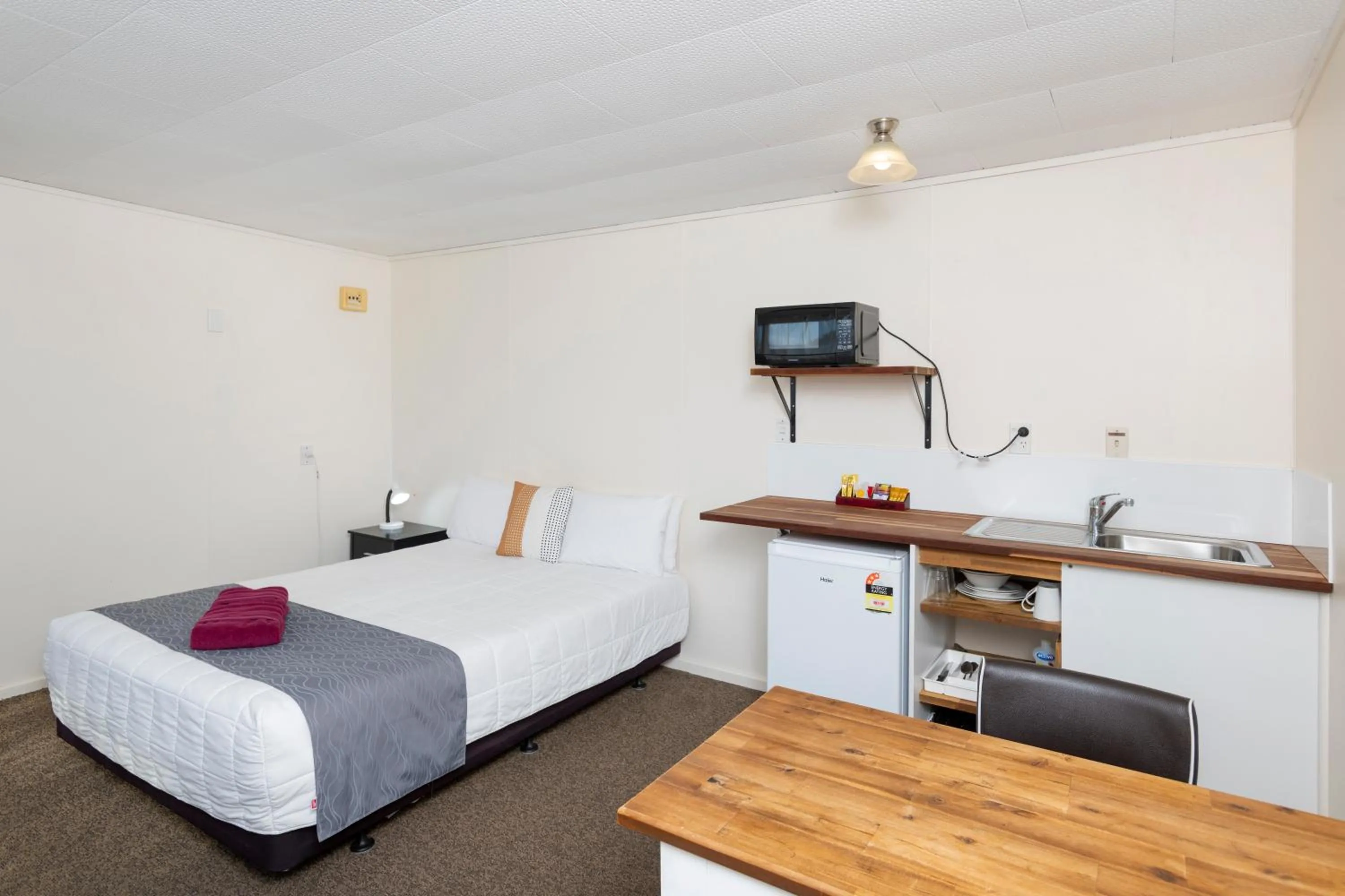 Bed in Riverside Whakatane Holiday Park