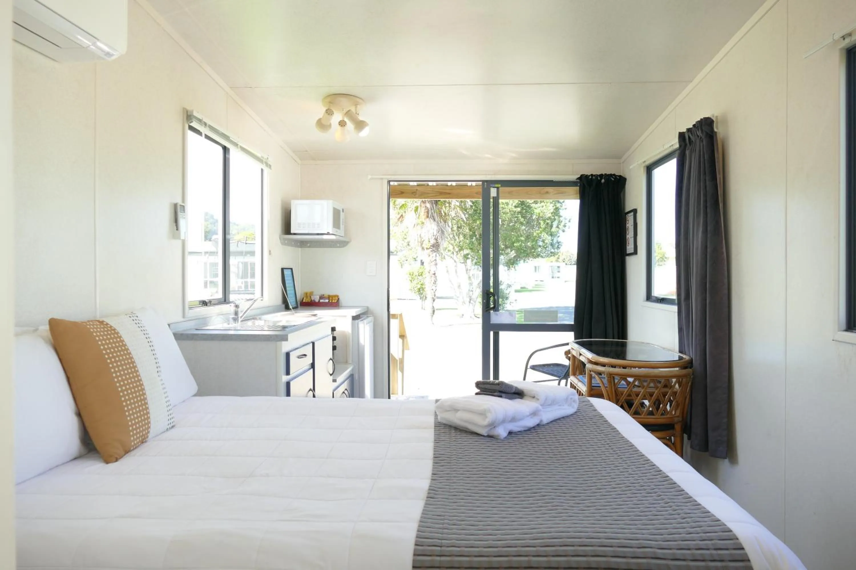 Bed in Riverside Whakatane Holiday Park