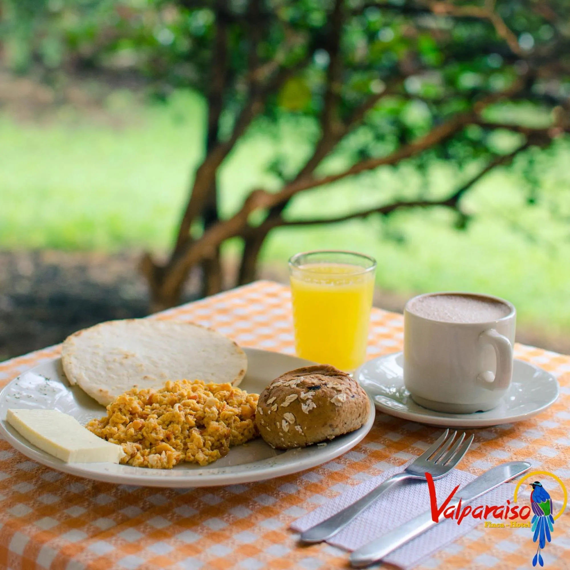 Breakfast in Finca Hotel Valparaíso