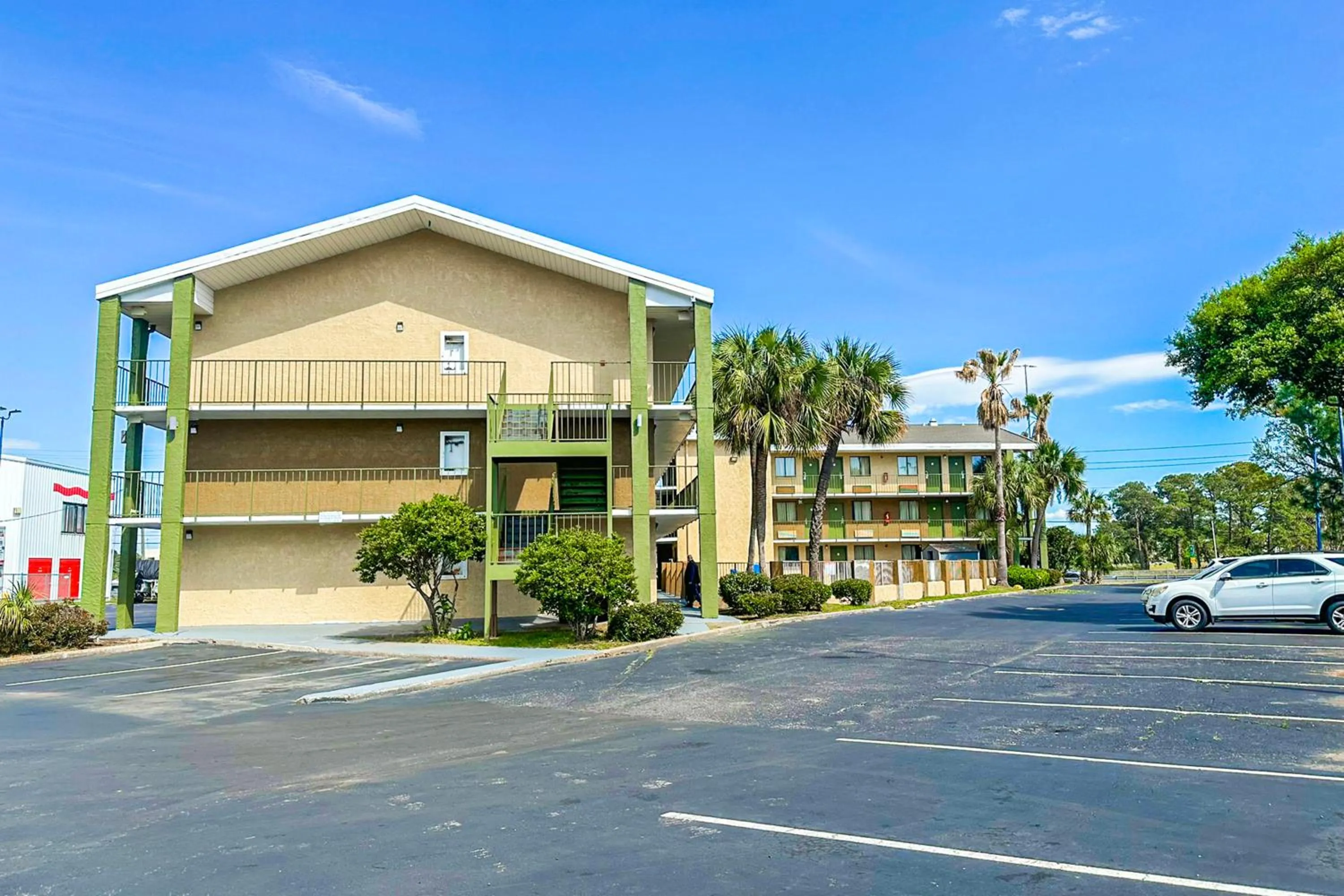 Property building in OYO Hotel Mobile, AL I-65 at Airport Blvd