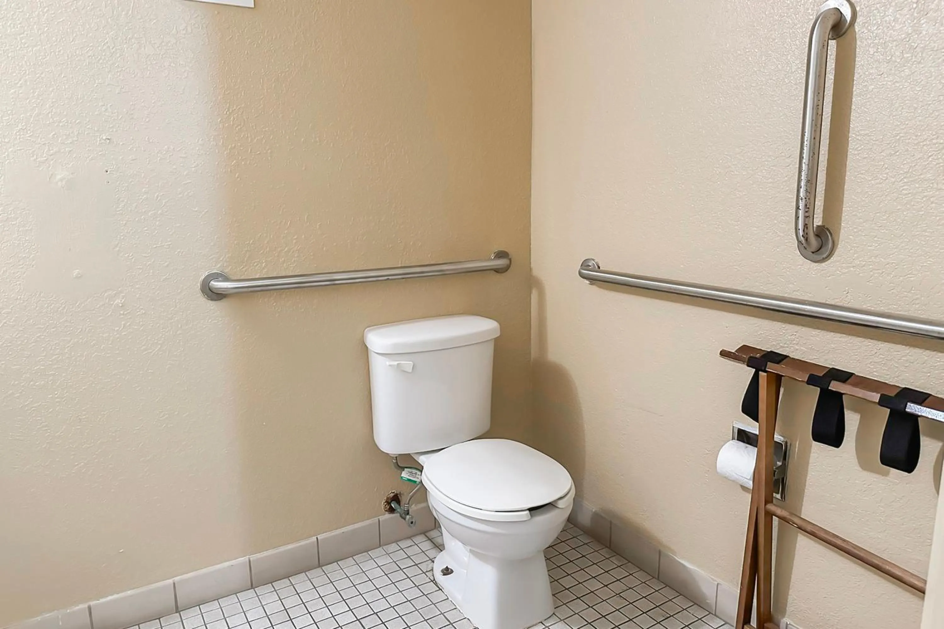 Bathroom in OYO Hotel Mobile, AL I-65 at Airport Blvd