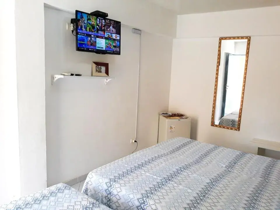 Standard Triple Room in Pousada Santo Aleixo Standard Triple Room in Pousada Santo Aleixo