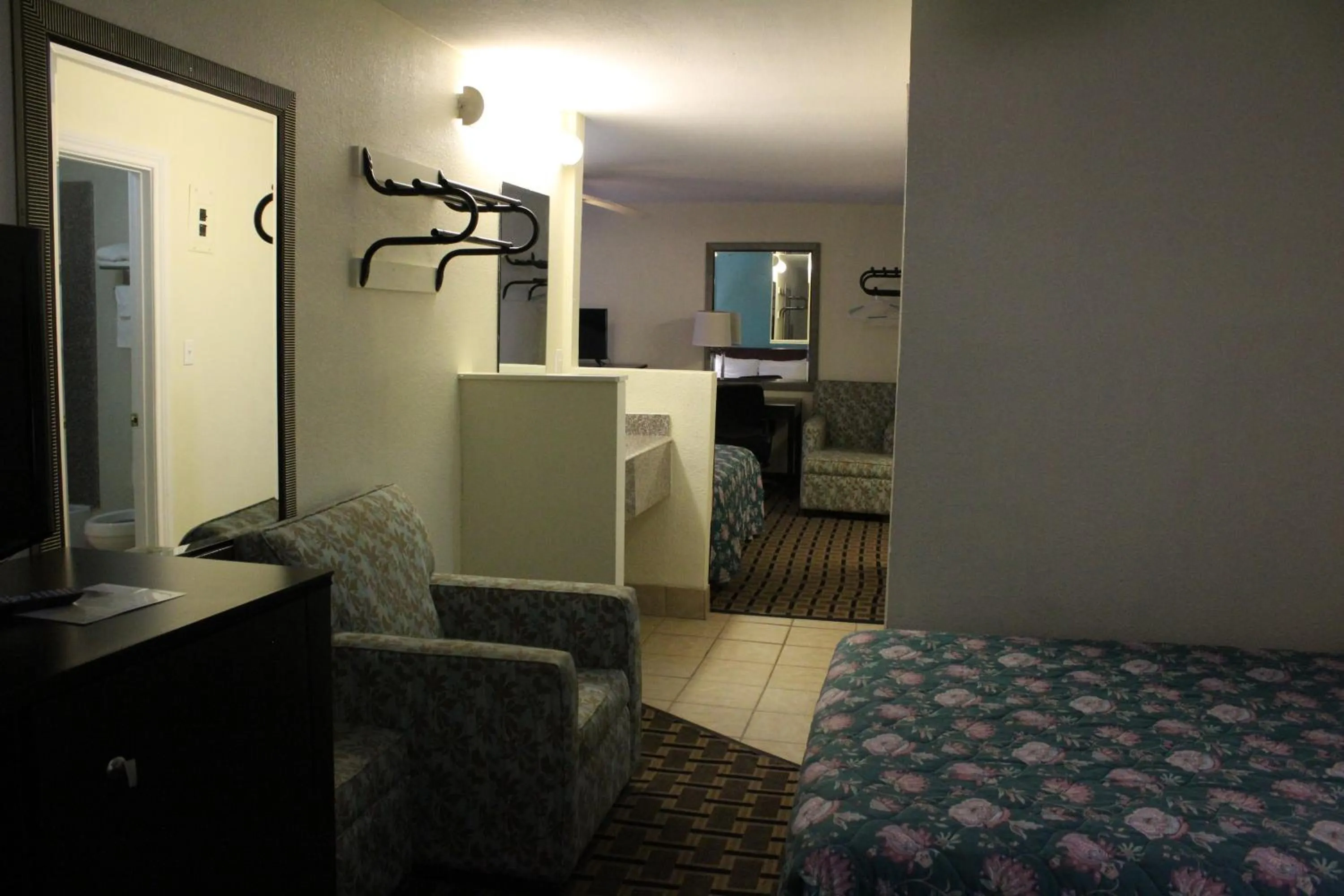 Bed in American Inn Port O'Connor