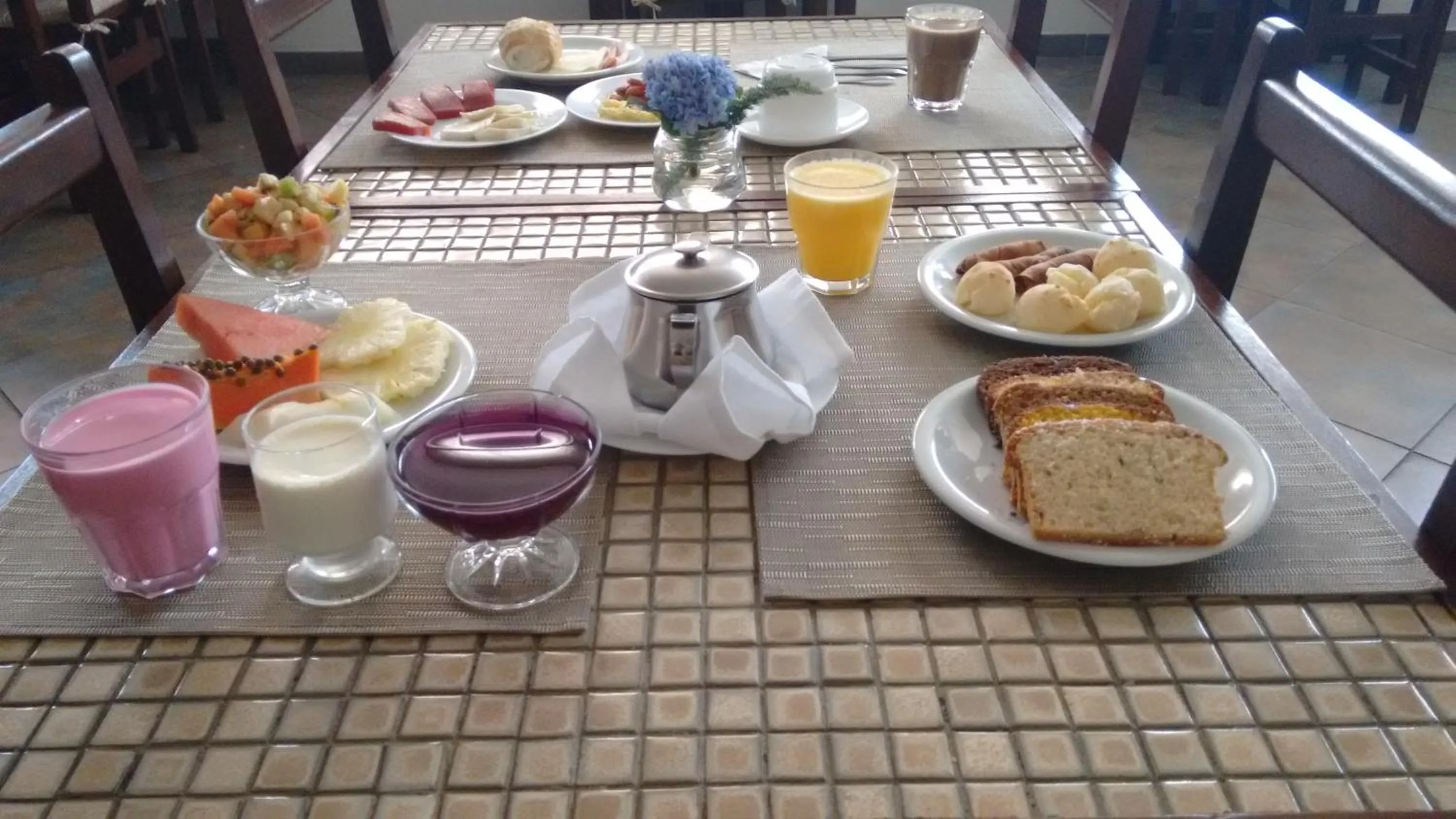 Breakfast in Hotel Bramig