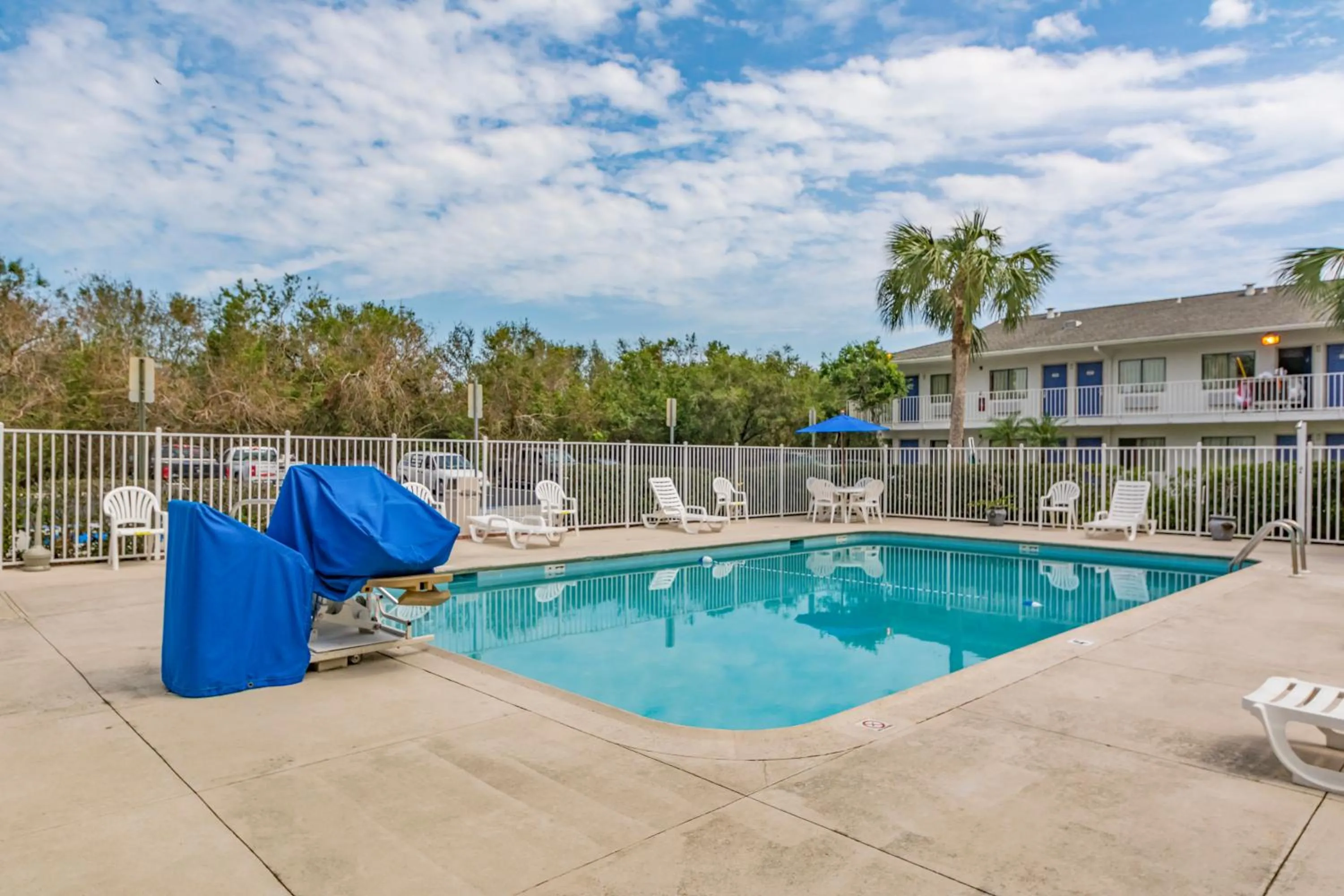 Swimming pool in Motel 6-Ft. Pierce, FL