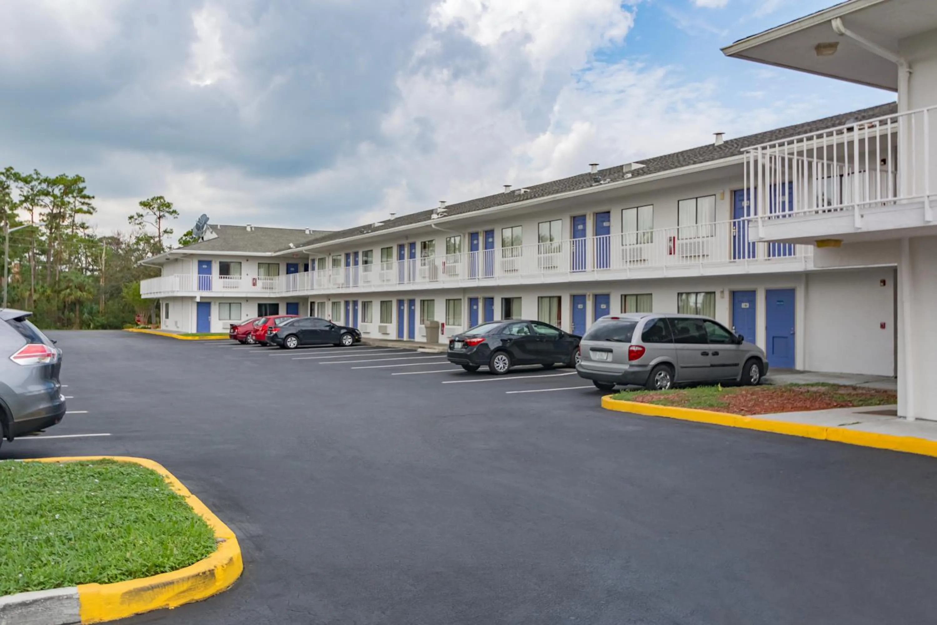 Property building in Motel 6-Ft. Pierce, FL