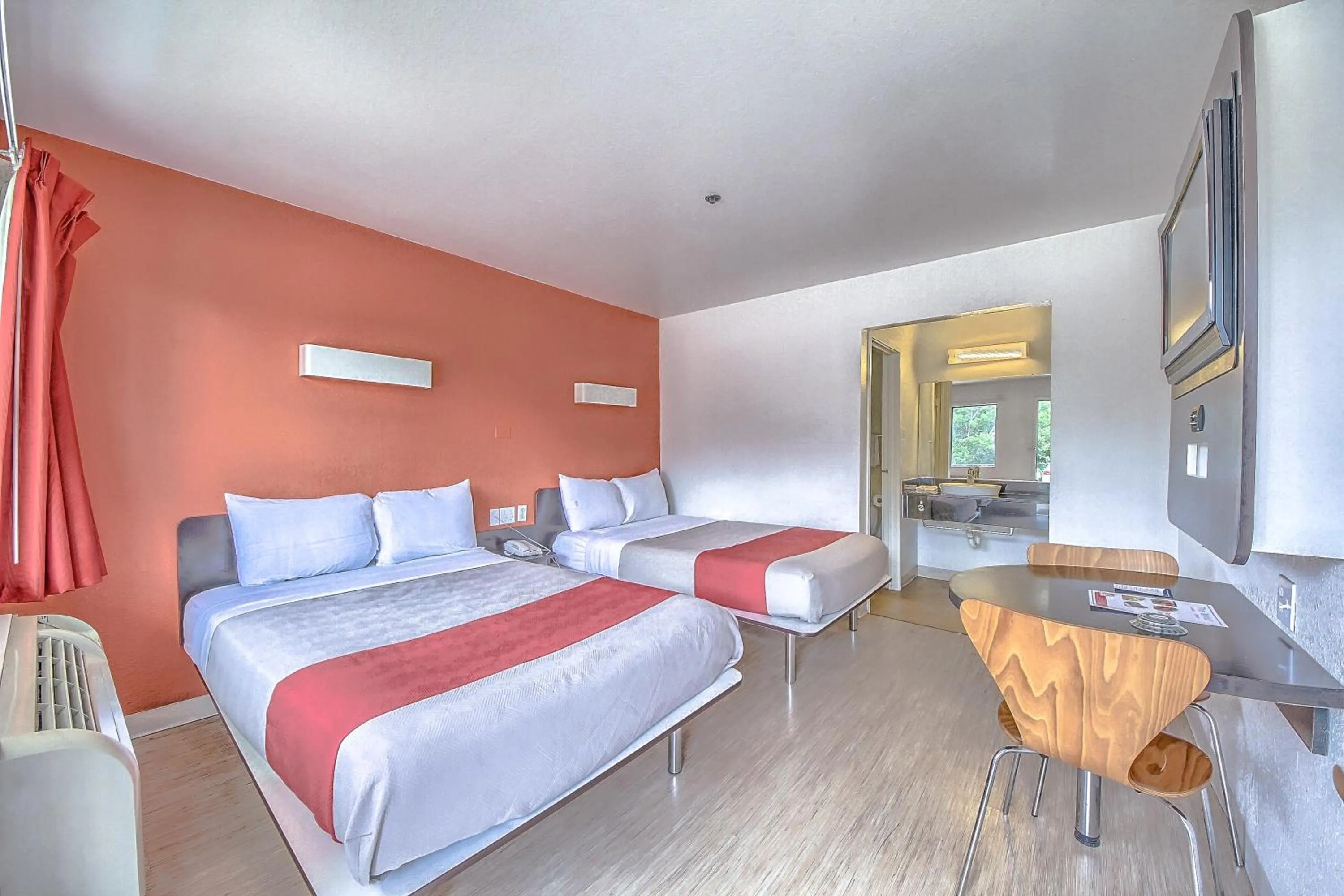 Bedroom, Bed in Motel 6 San Antonio, Tx Six Flags Fiesta TX - La Cantera Area