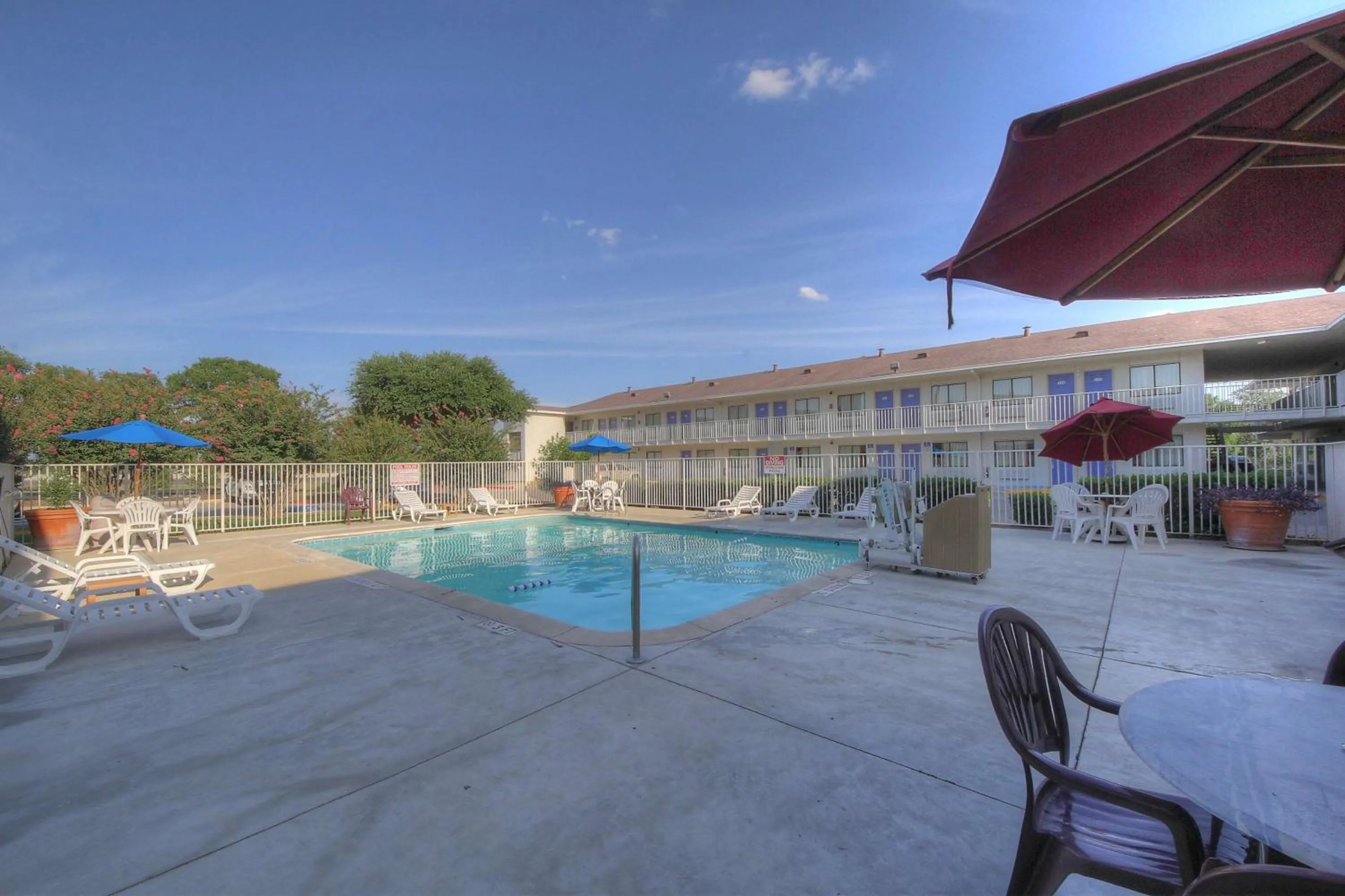 On site in Motel 6 San Antonio, Tx Six Flags Fiesta TX - La Cantera Area