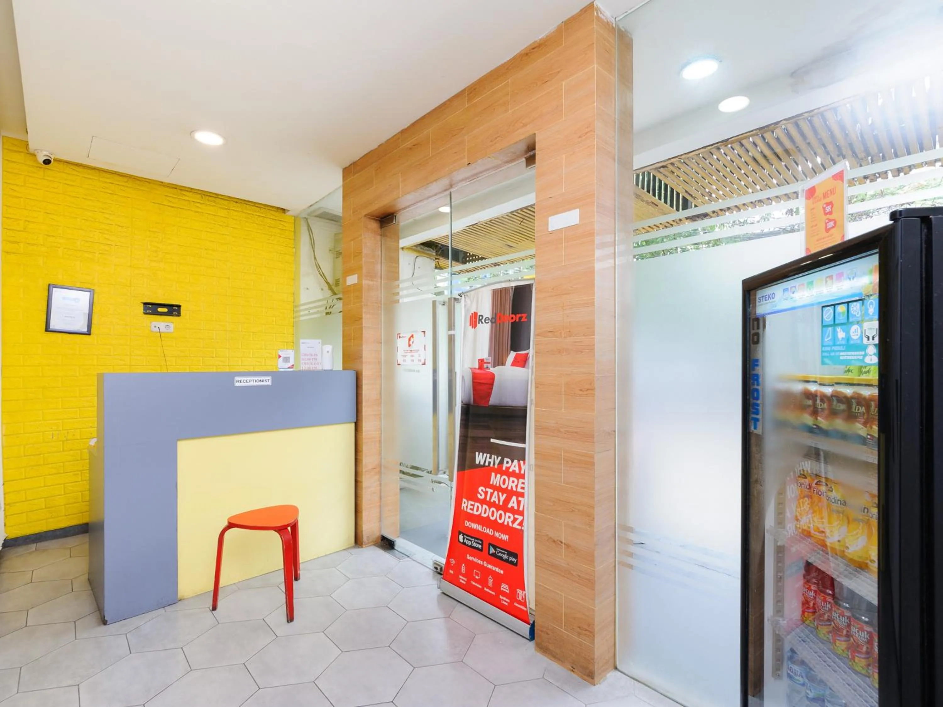 Lobby or reception in RedDoorz Plus @ Danau Sunter Utara