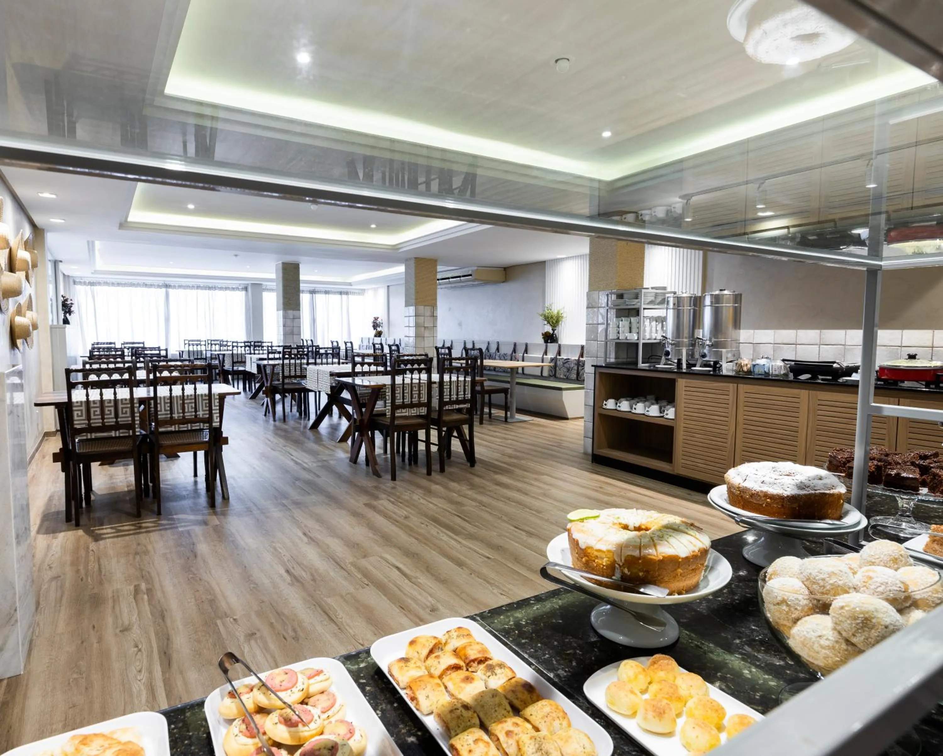 Breakfast in H Hotel