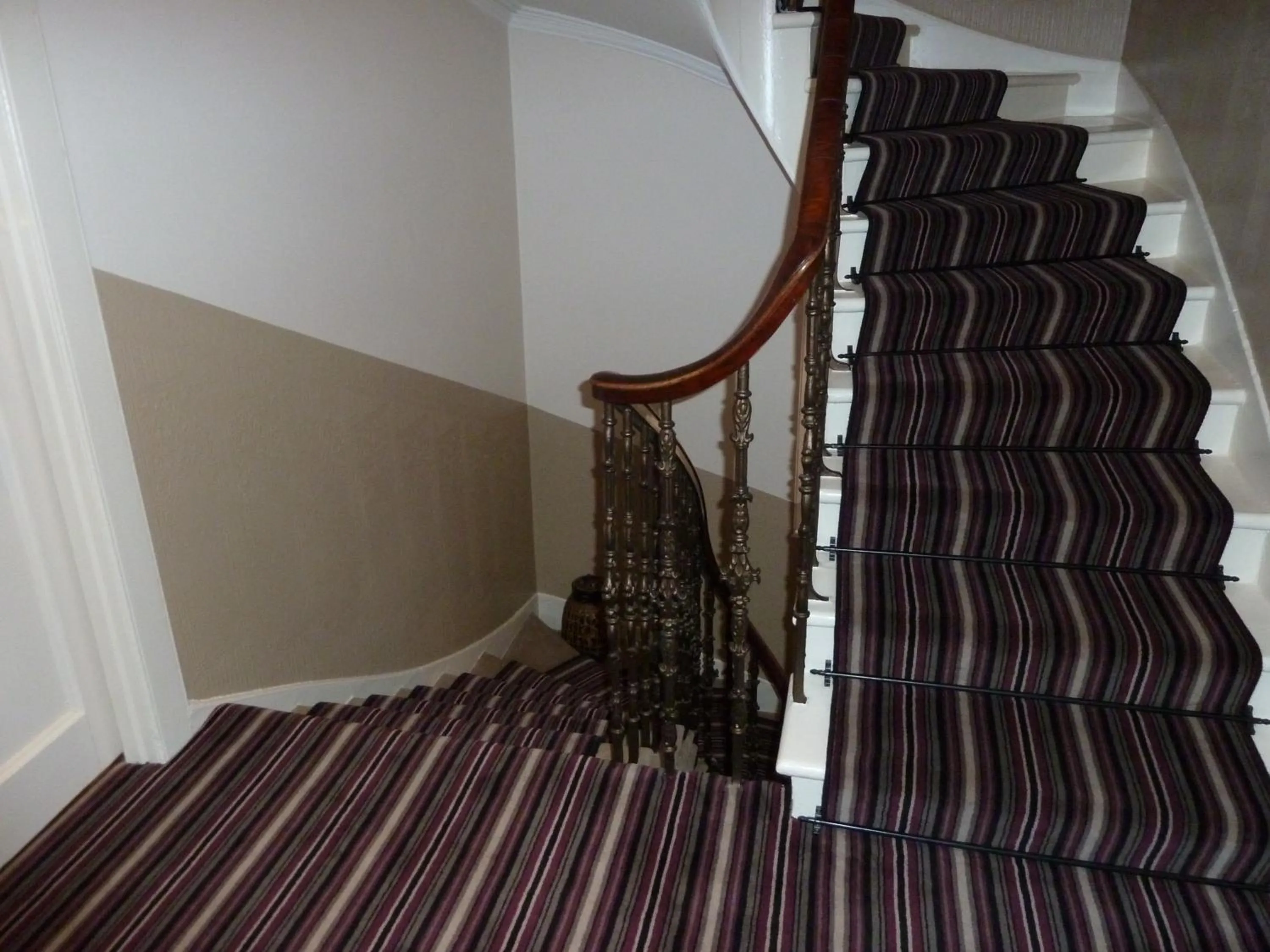 Lobby or reception in No 5 Pilmour