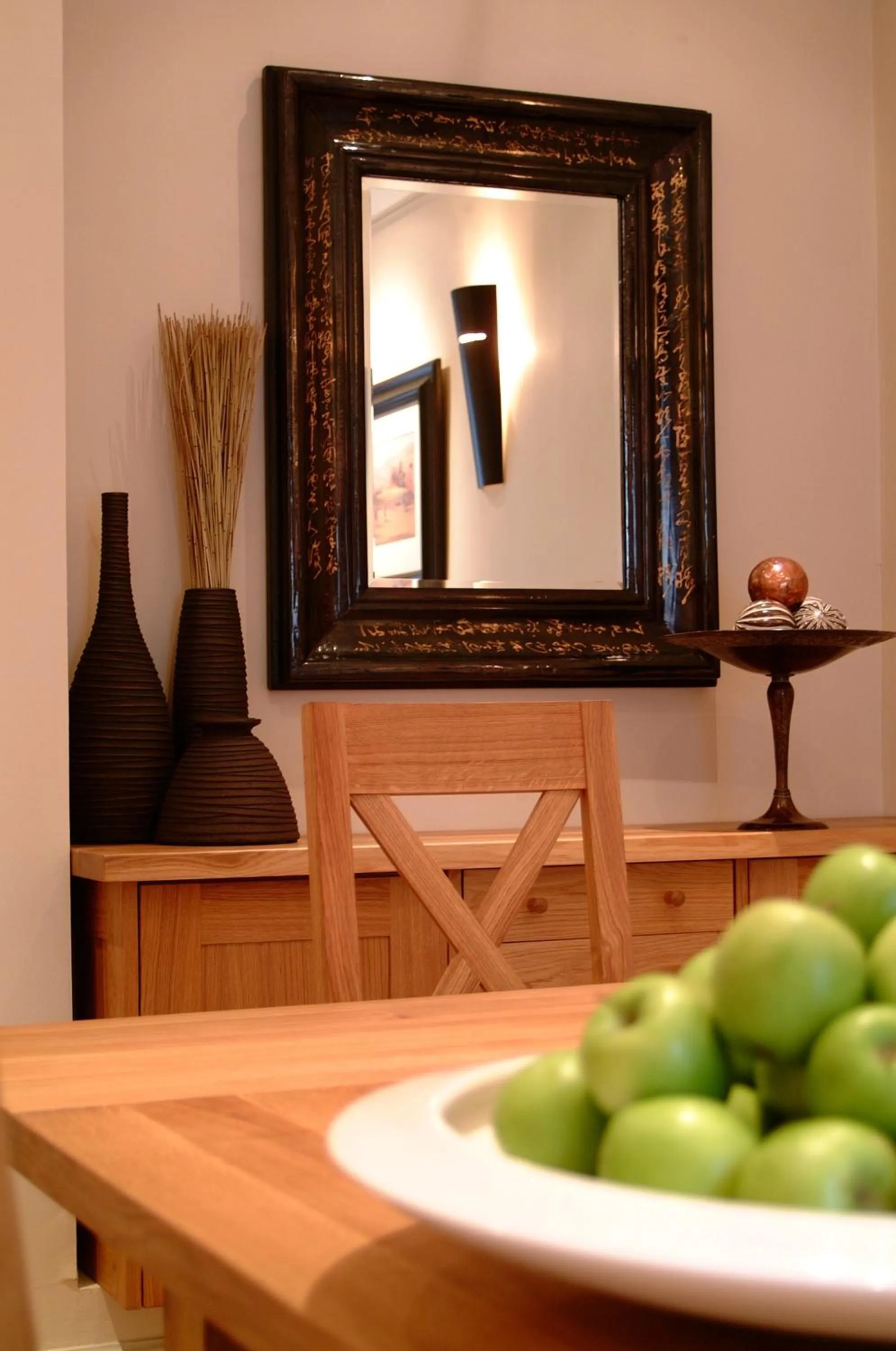 Restaurant/places to eat in No 5 Pilmour