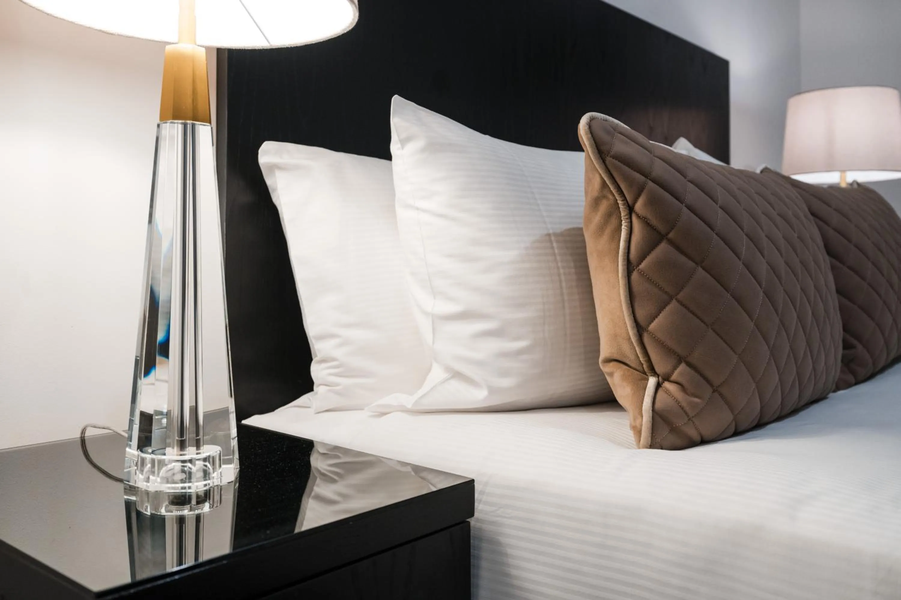 Bed in Gilmer Apartment Hotel