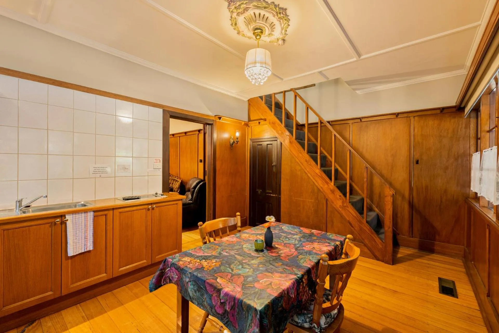 Arnica Views Summit Retreat