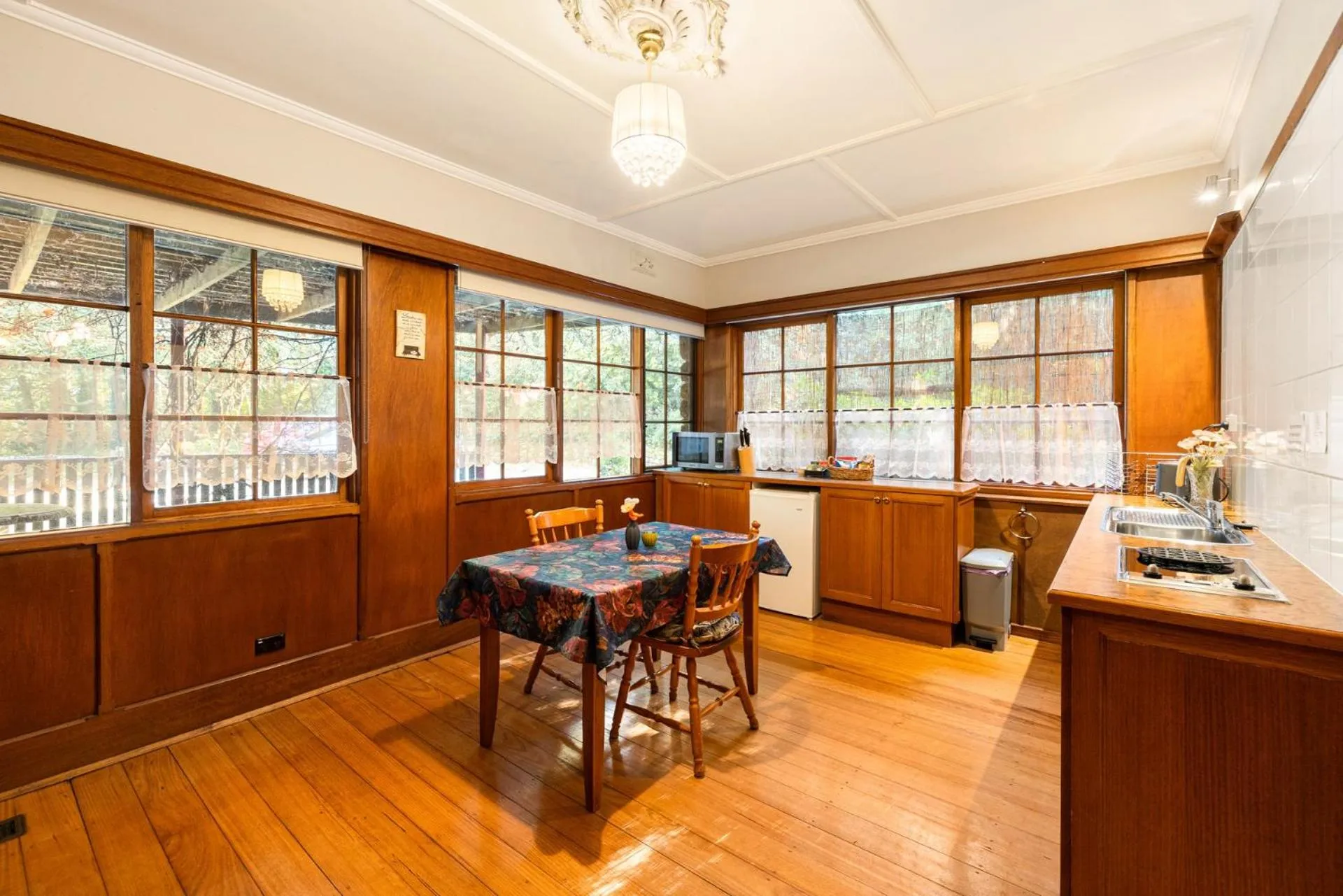 Arnica Views Summit Retreat