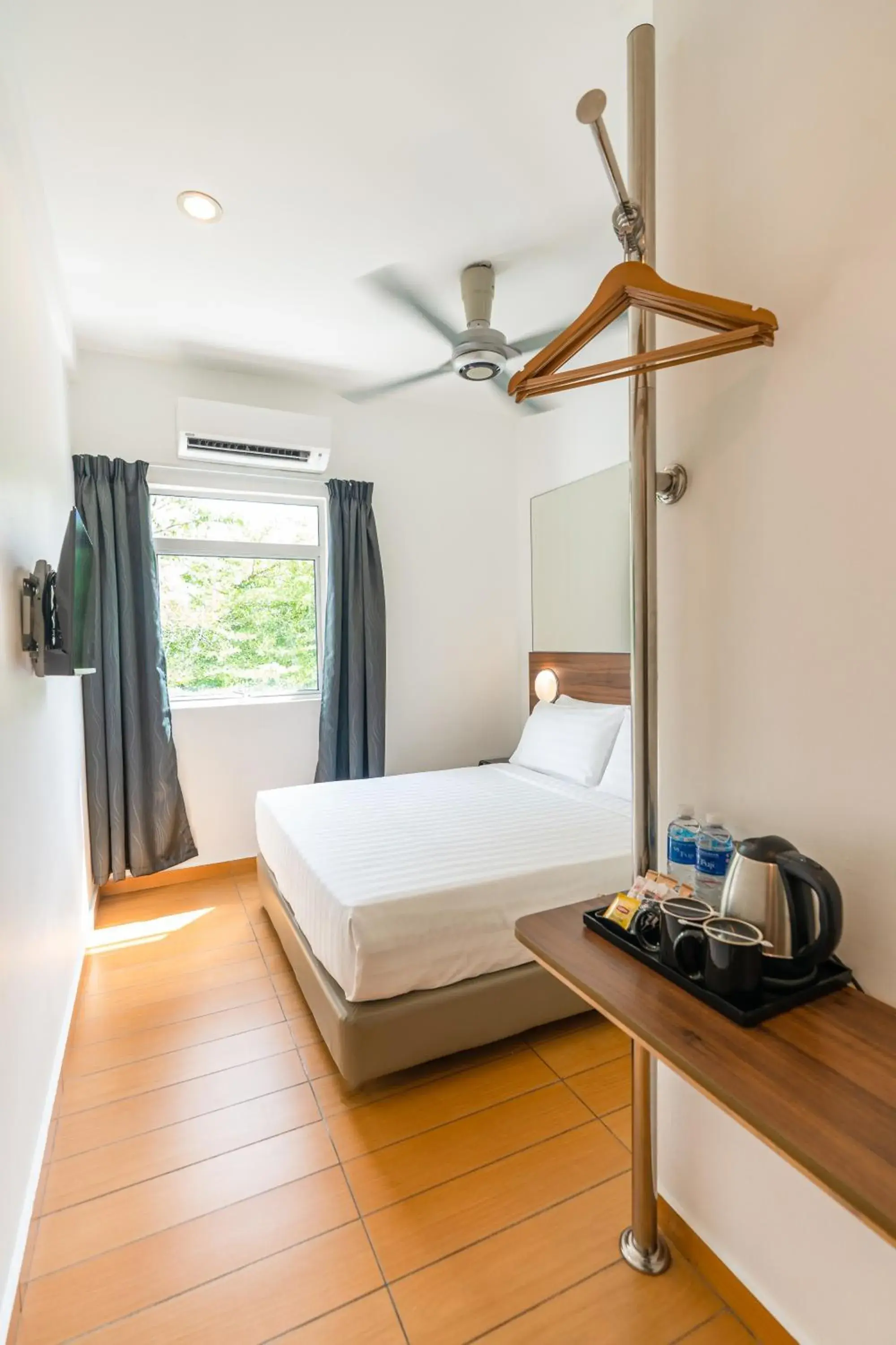 Superior Double Room in Tune Hotel - Danga Bay Johor Superior Double Room in Tune Hotel - Danga Bay Johor