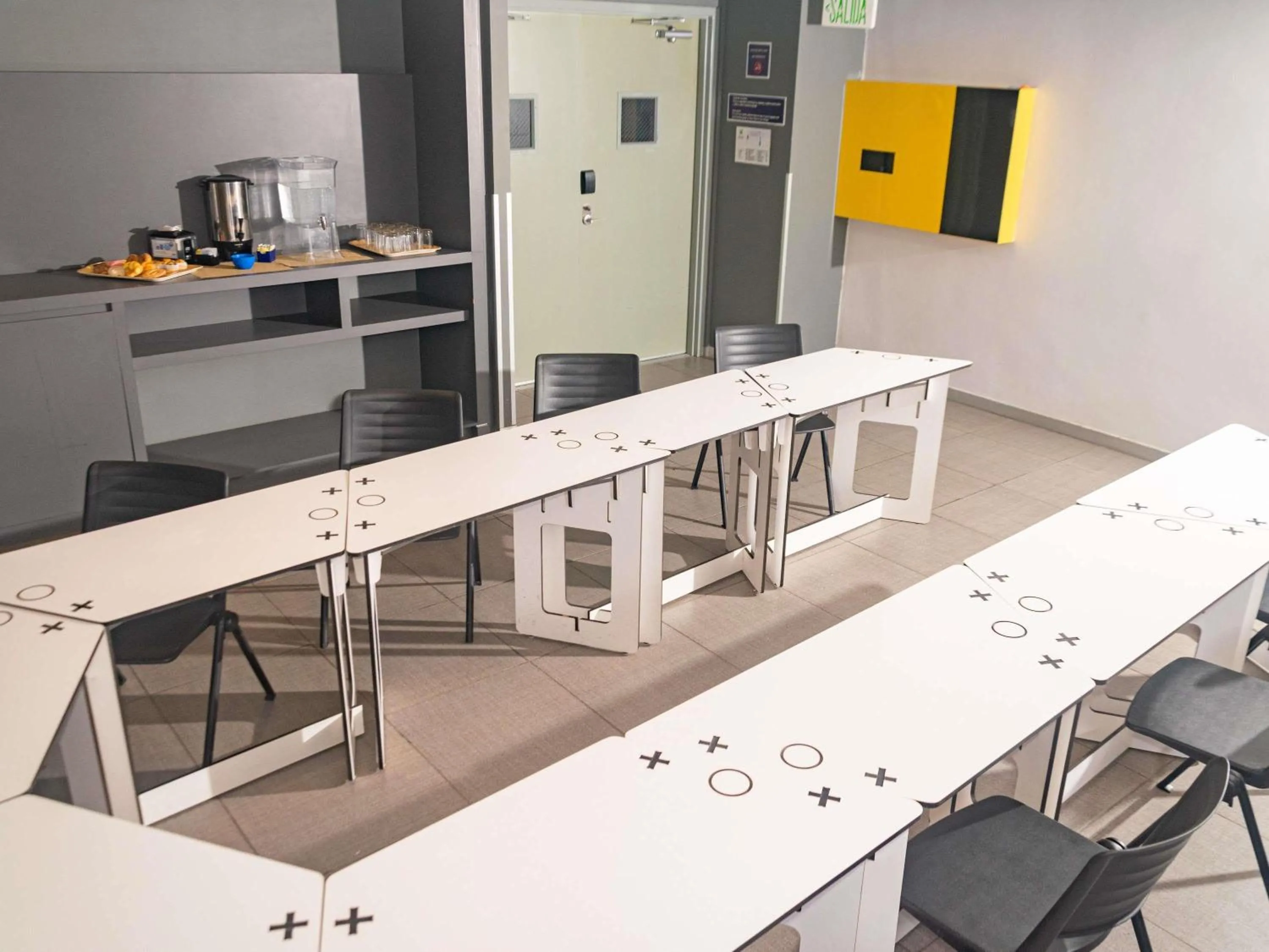 Meeting/conference room in Ibis Styles Merida Galerias