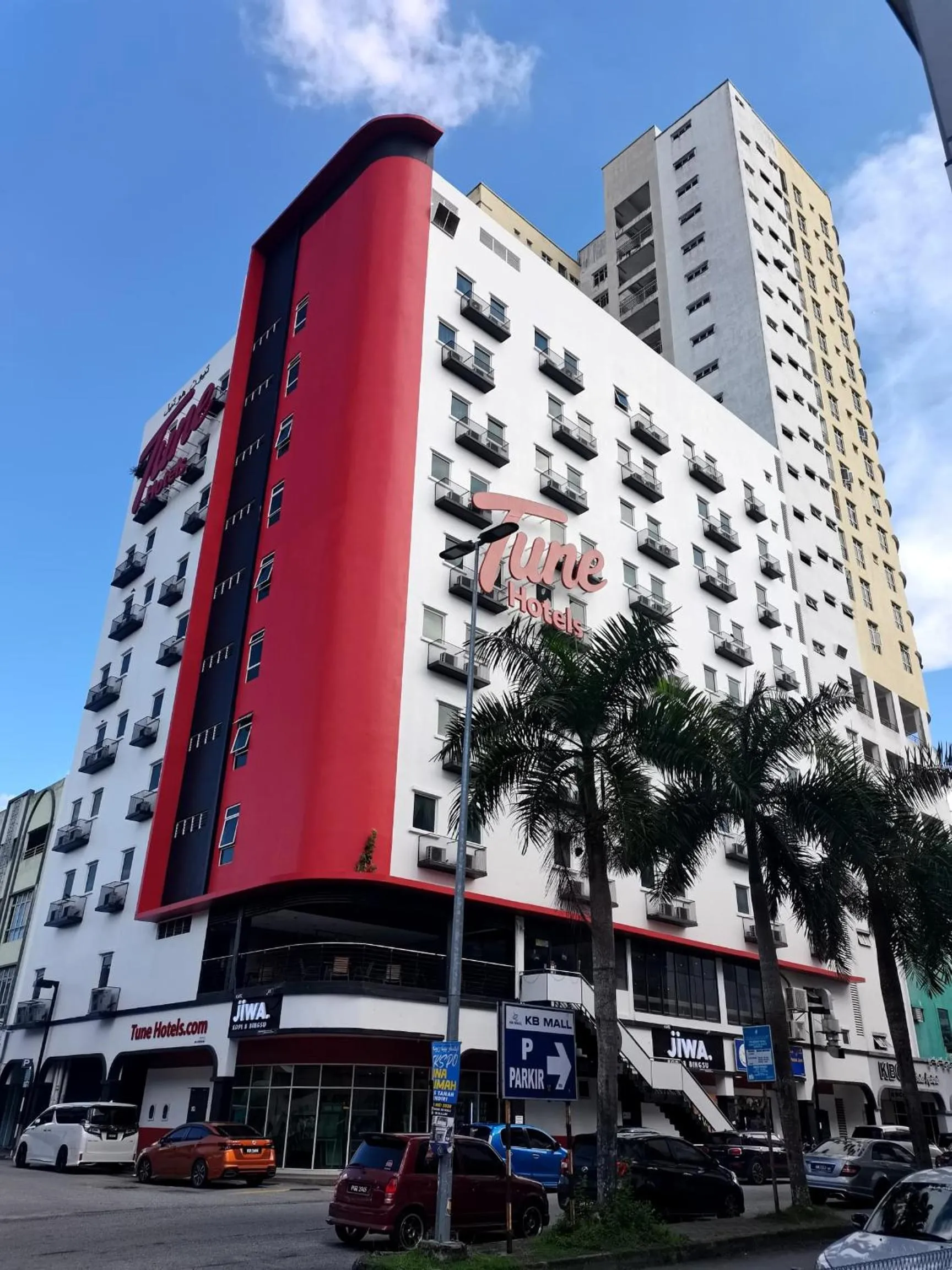 Property building in Tune Hotel – Kota Bharu City Centre