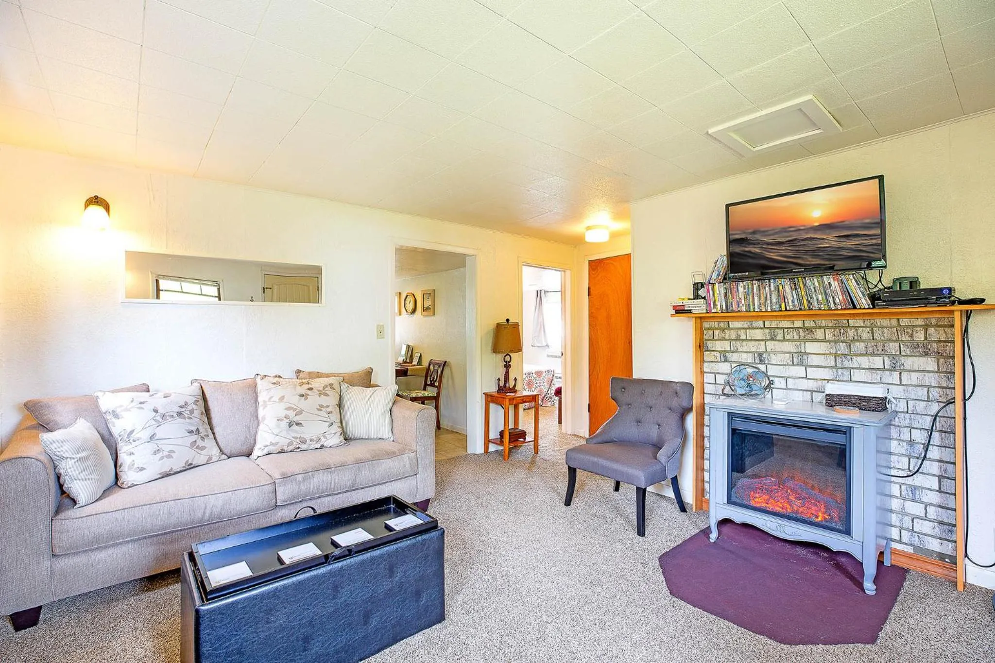 Property building in Crabbin Cabin - You Won't Be Crabby After Staying Here!