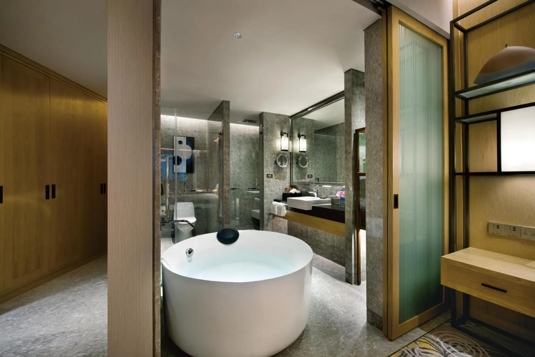 Bathroom in Crowne Plaza - Kunming Ancient Dian Town by IHG