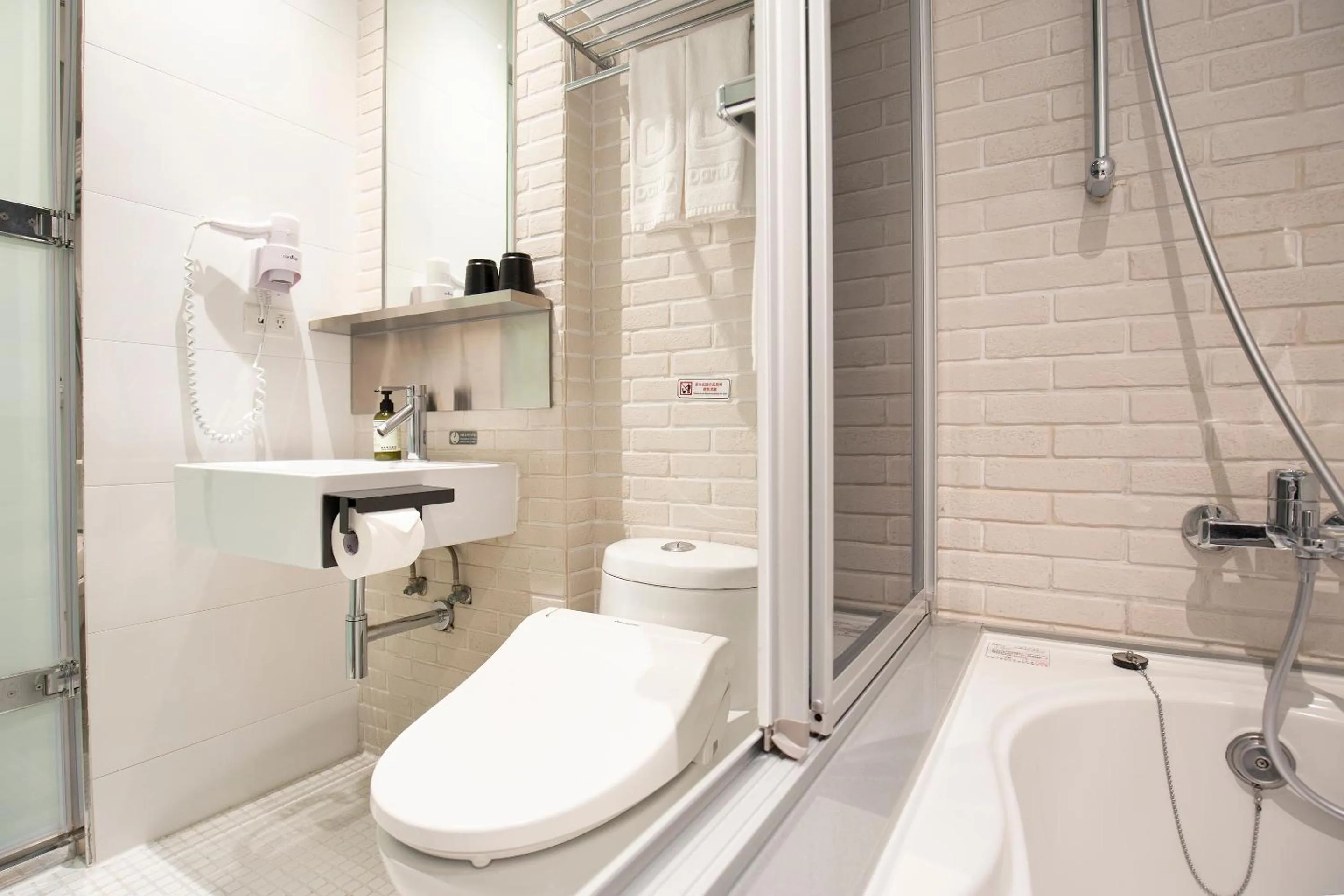 Bathroom in Dandy Hotel - Tianjin Branch