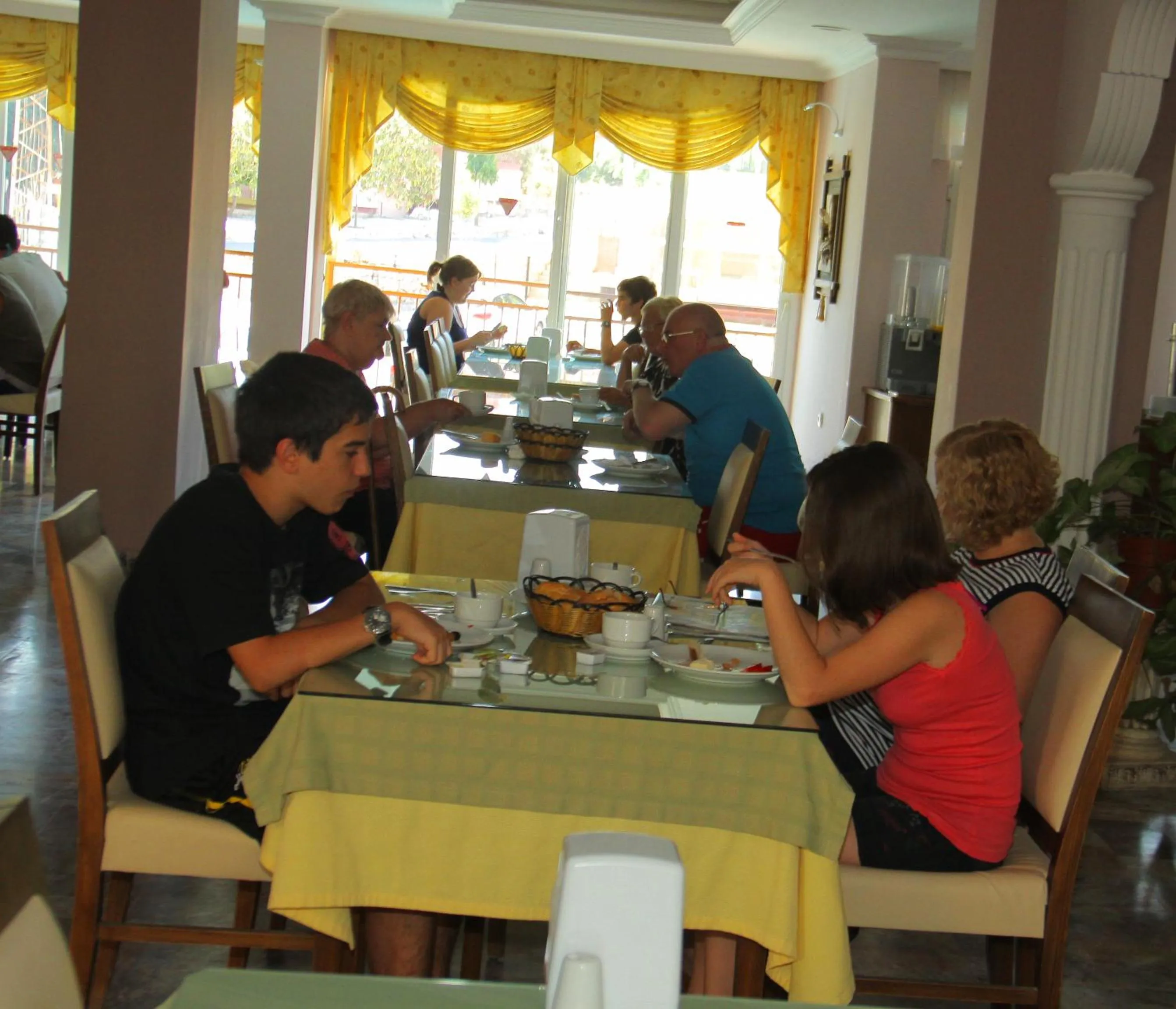 Food and drinks in meryemana hotel