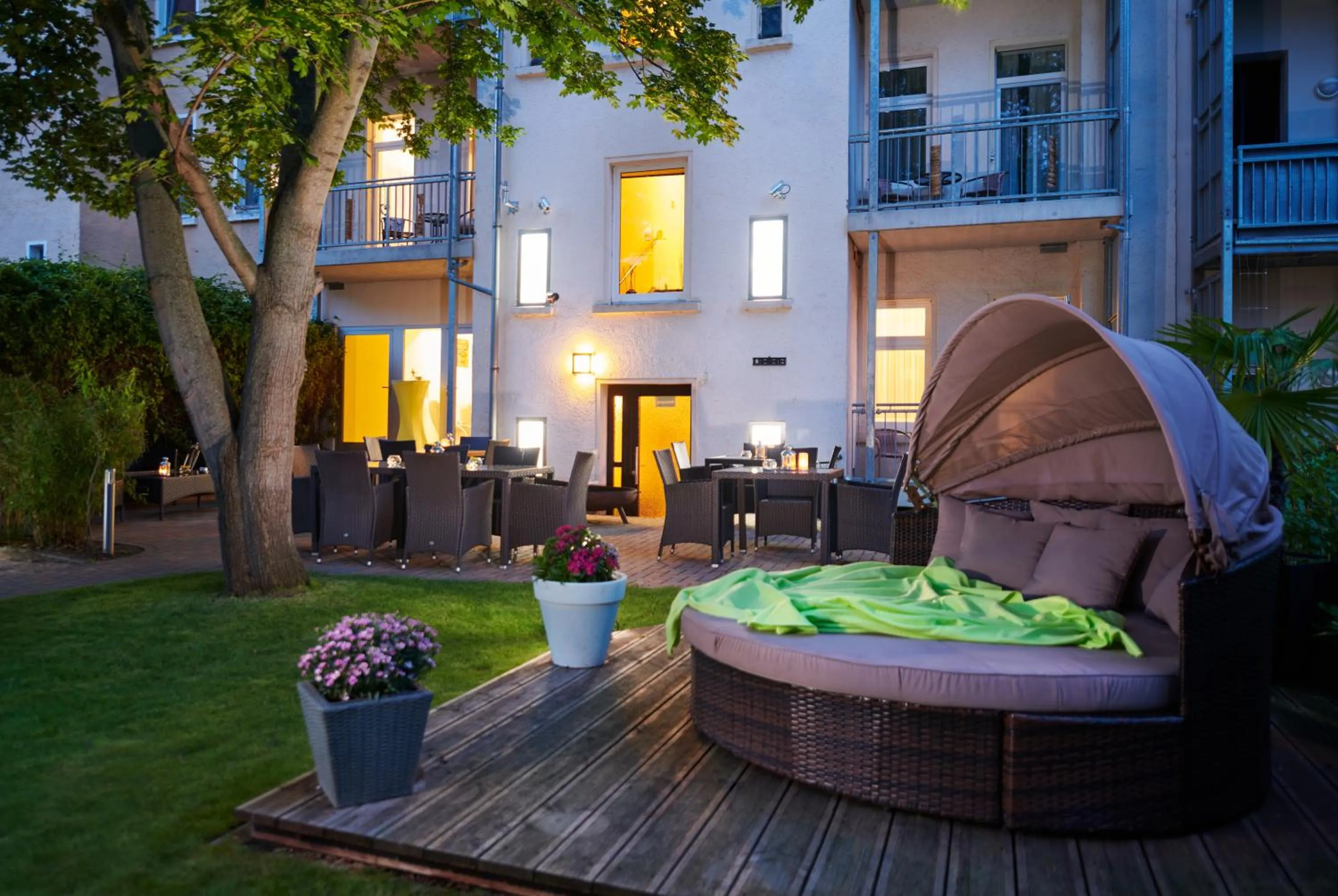 Patio in Auenwald Hotel und Apartmenthaus