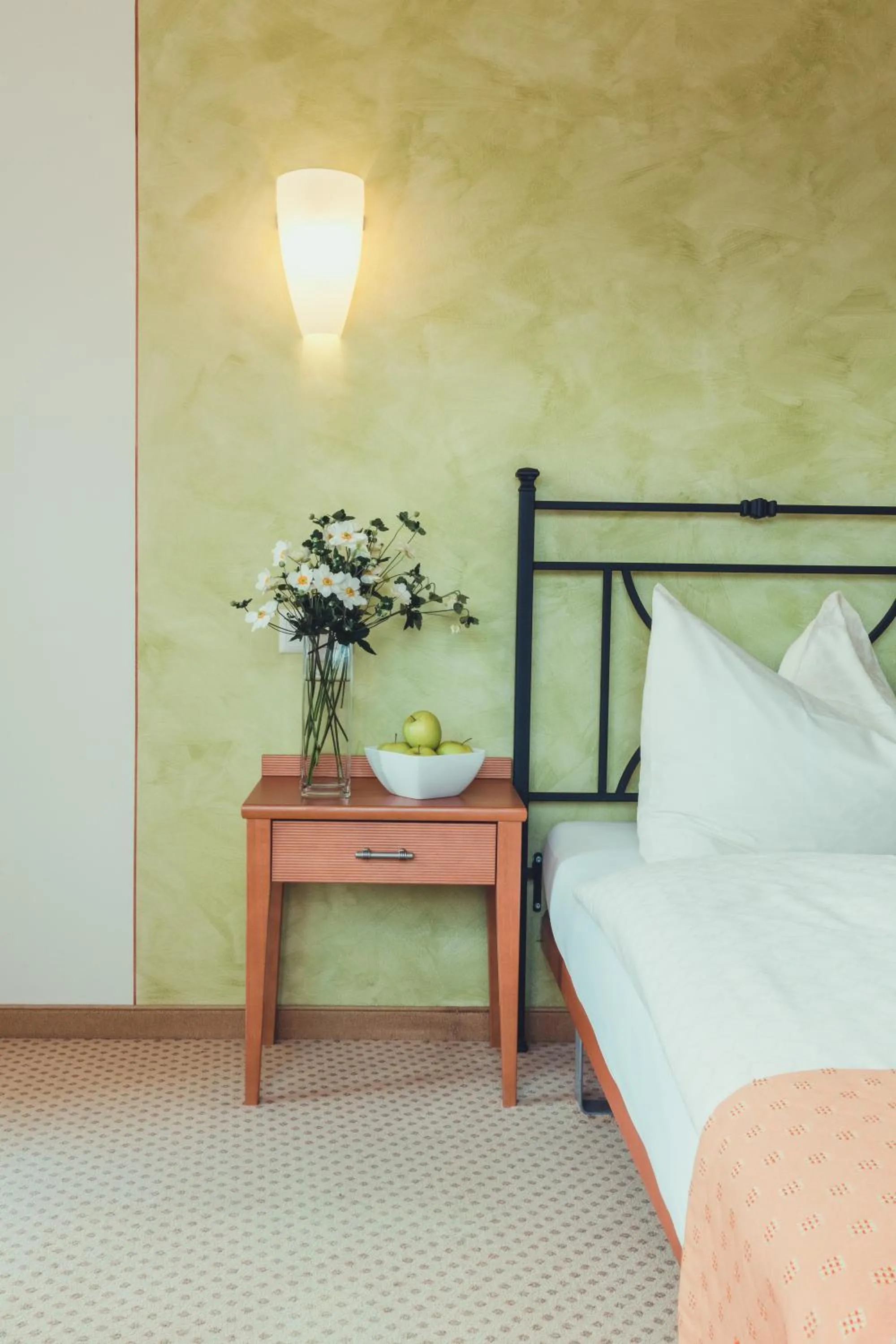 Bedroom, Bed in Hotel Tobler